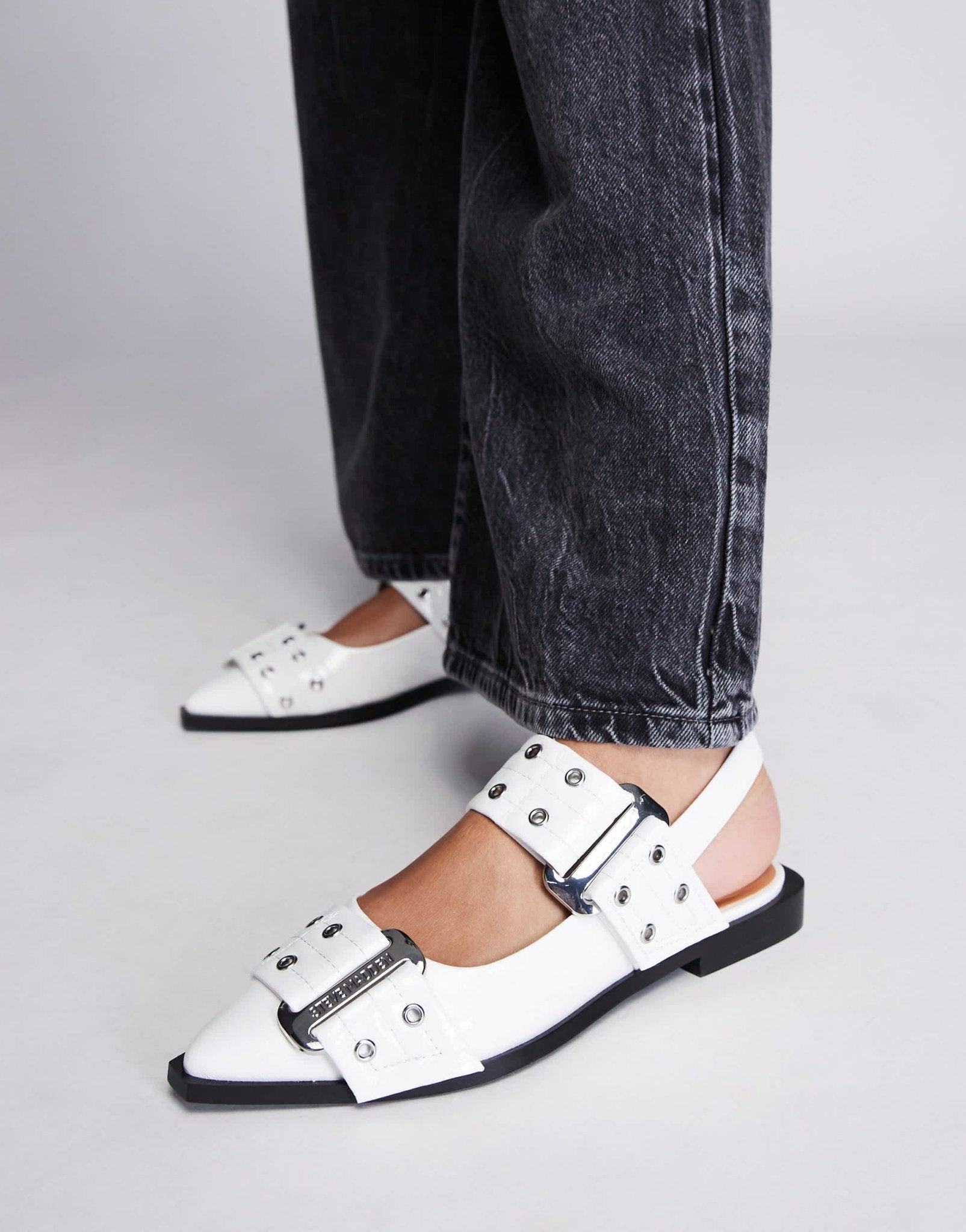 Steve Madden Grand Ave Sling Back Buckle shoe in White - ASOS Sample Sale EU Store