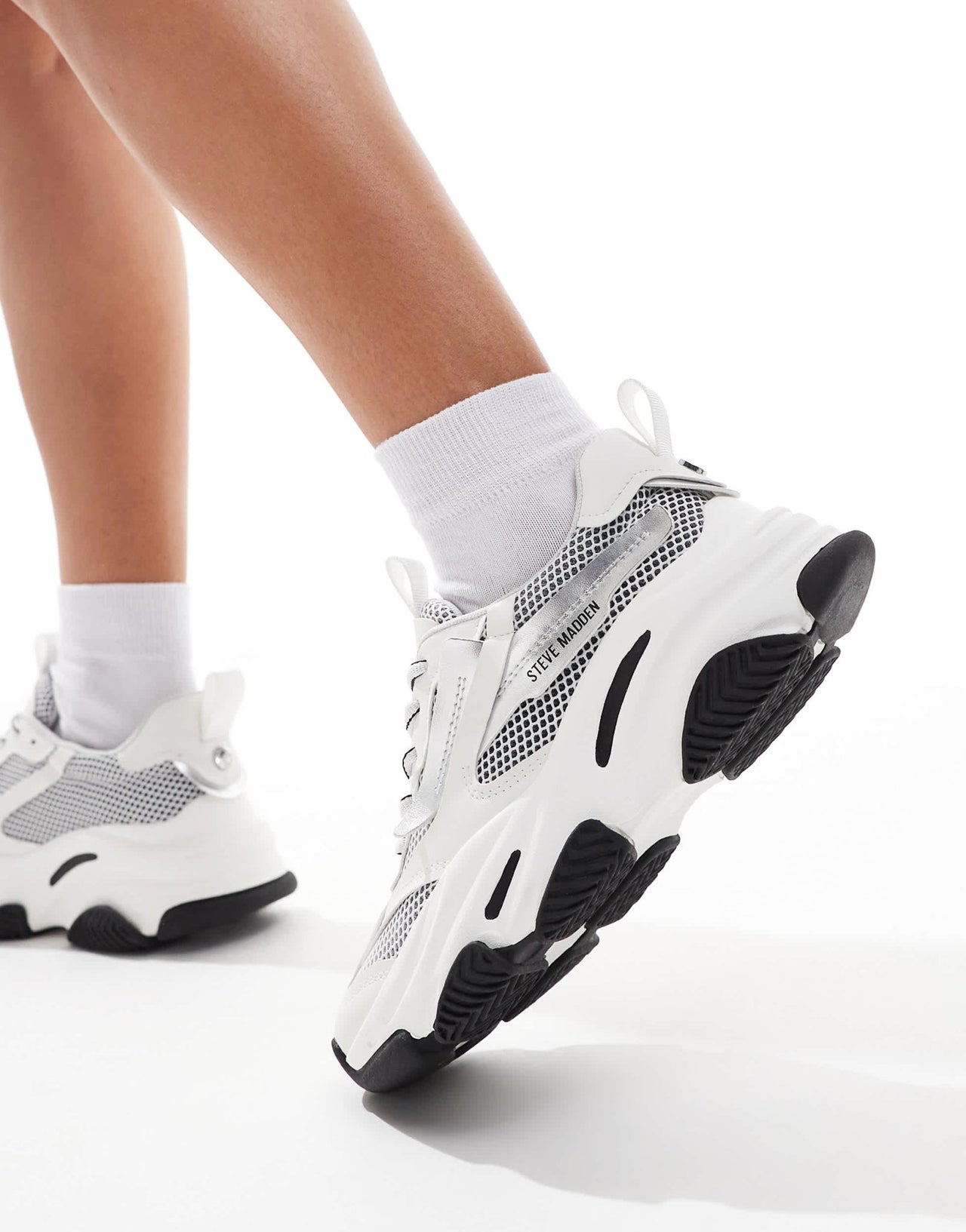 Steve Madden Possesion - E chunky trainers in white with silver metallic - ASOS Sample Sale EU Store