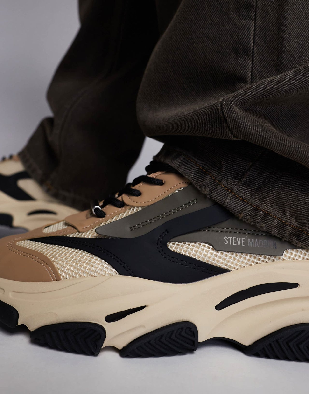 Steve Madden Possess Trainer in Khaki - ASOS Sample Sale EU Store