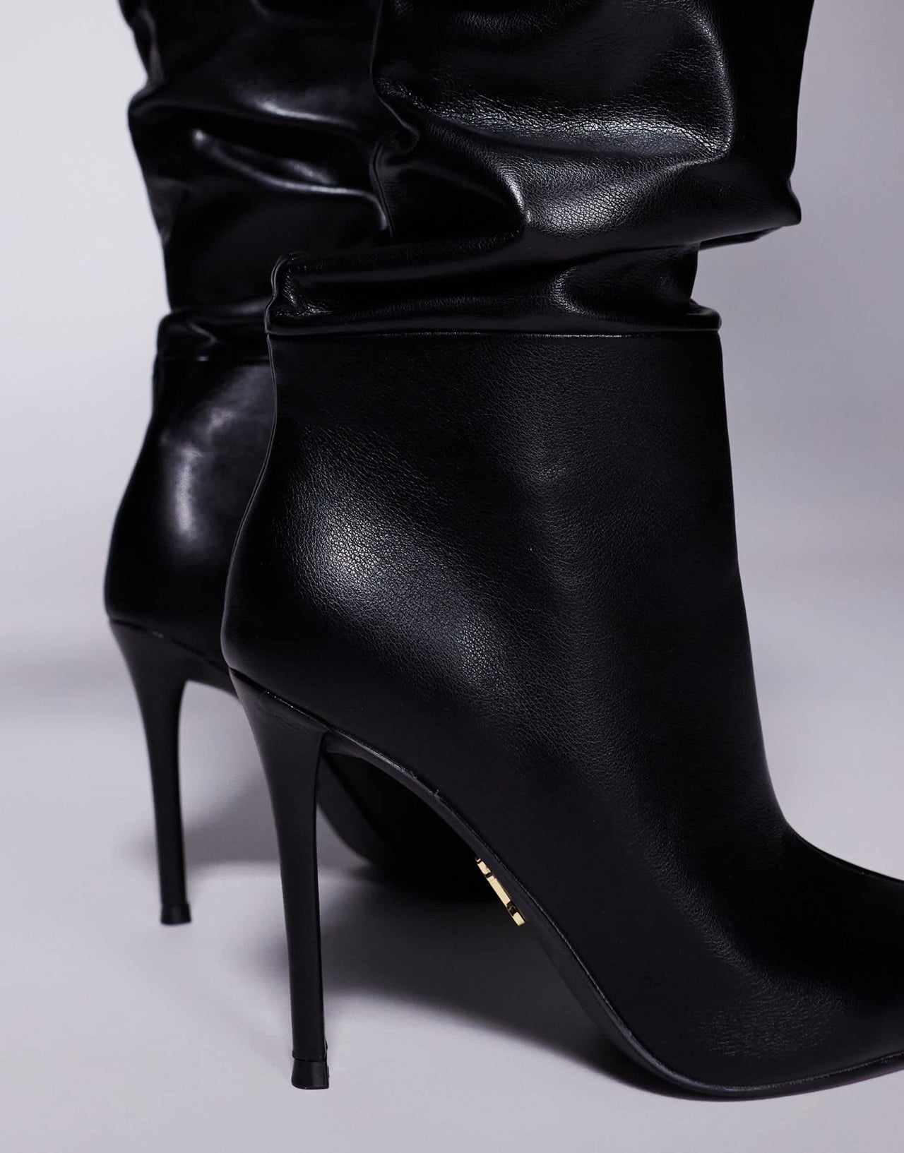 Steve Madden Schmooze pointed stiletto heel knee boots in black - ASOS Sample Sale EU Store