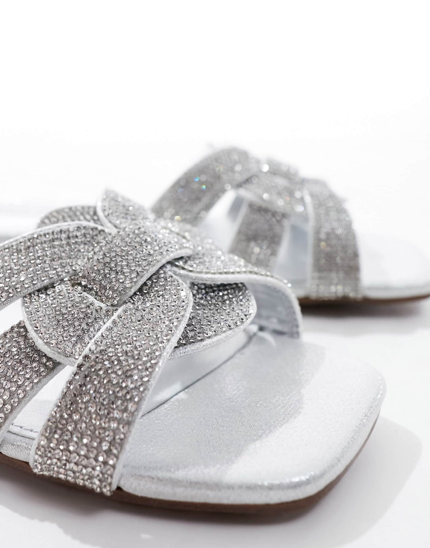 Steve Madden Vcay - R embellished flat sandal in silver - ASOS Sample Sale EU Store