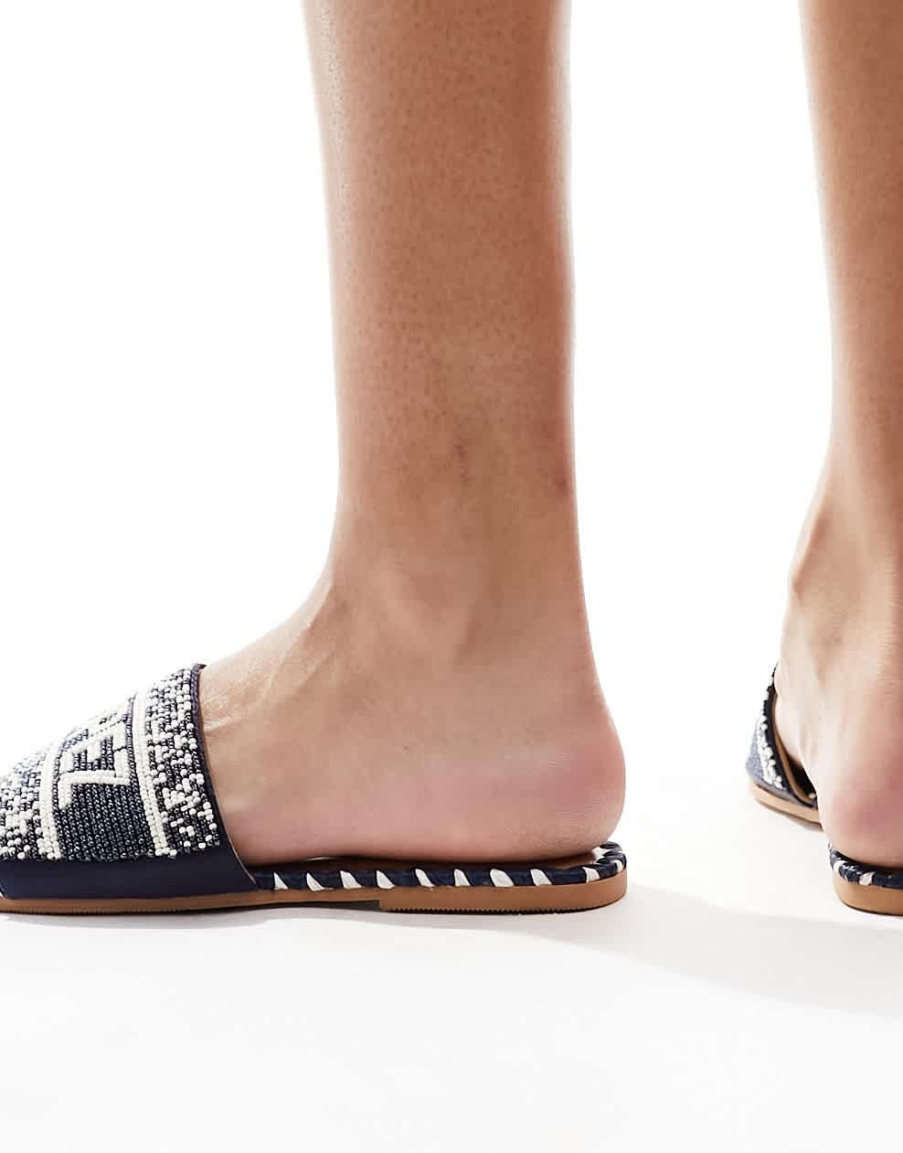 Steve Madden Verah beaded flat sandal in navy - ASOS Sample Sale EU Store