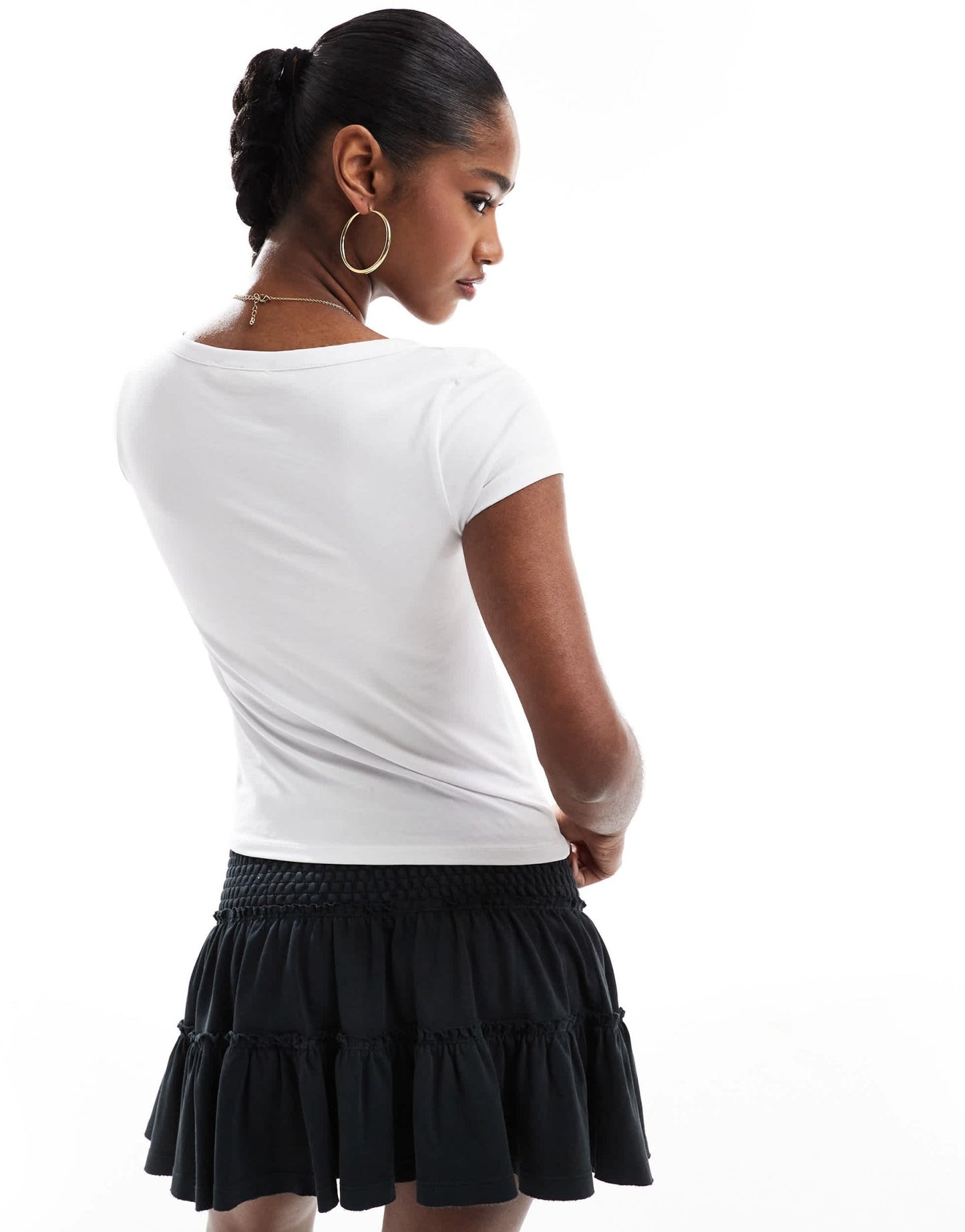 Stradivarius square neck t-shirt in white - ASOS Sample Sale EU Store