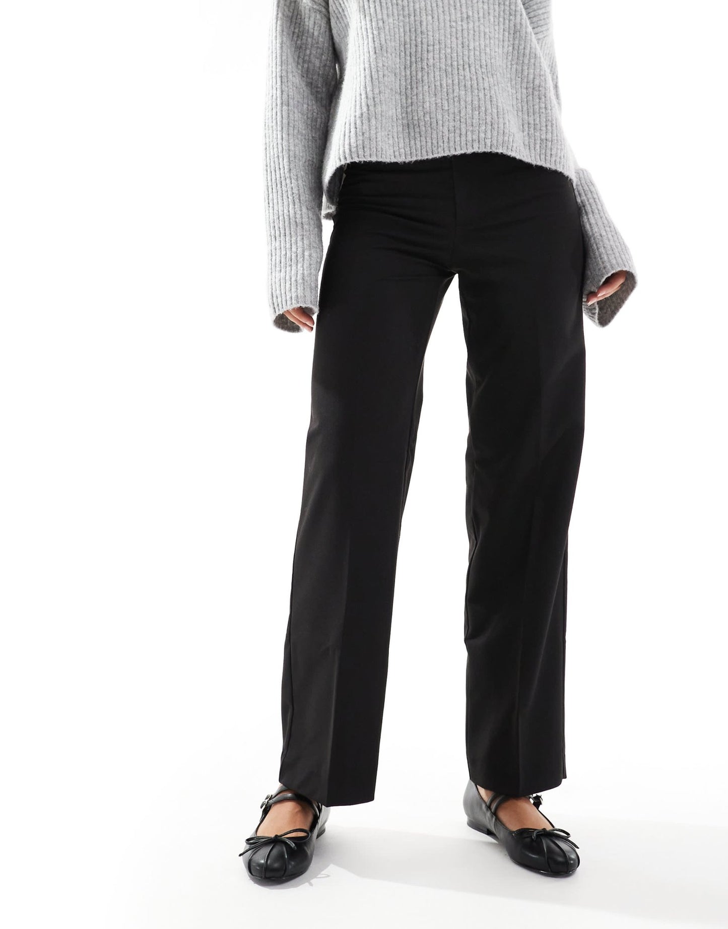 Stradivarius tailored straight slim leg trouser in black - ASOS Sample Sale EU Store