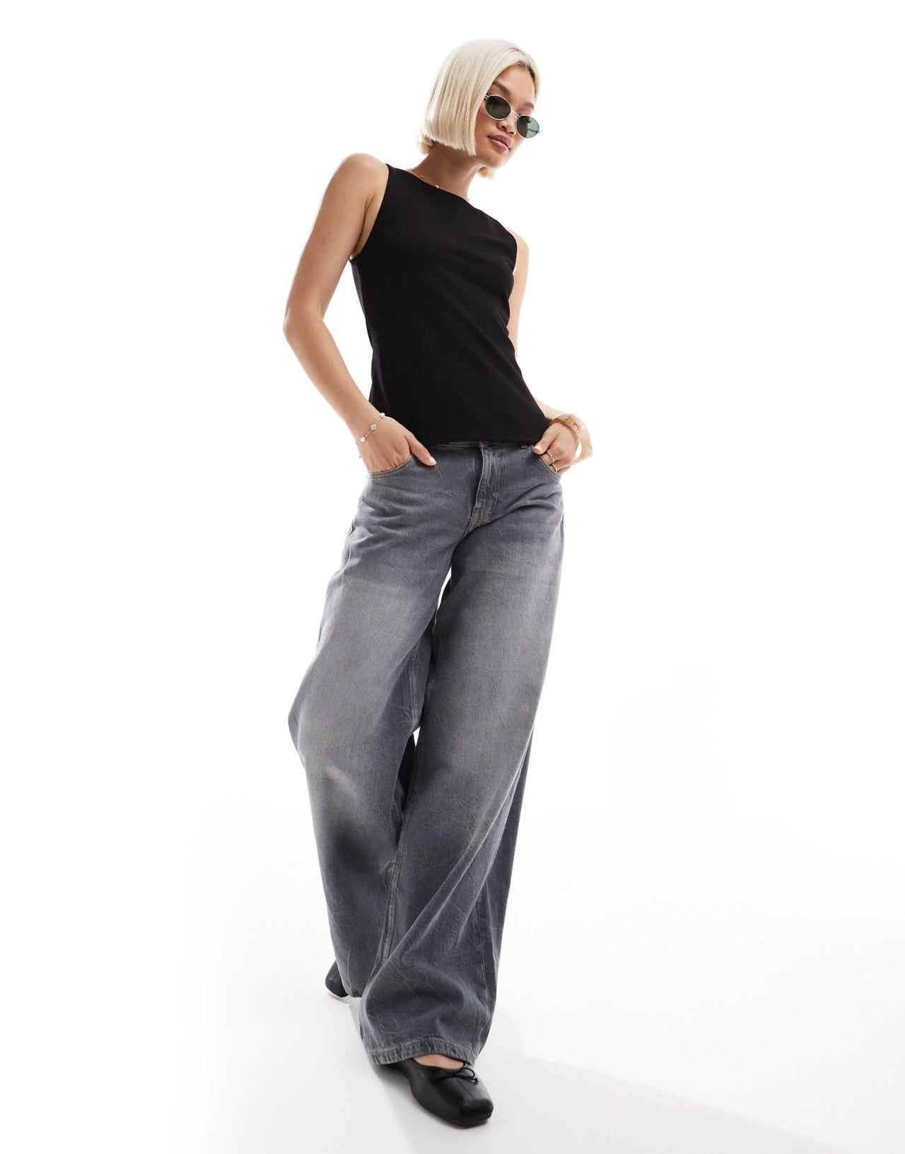 Stradivarius tailored top in black - ASOS Sample Sale EU Store