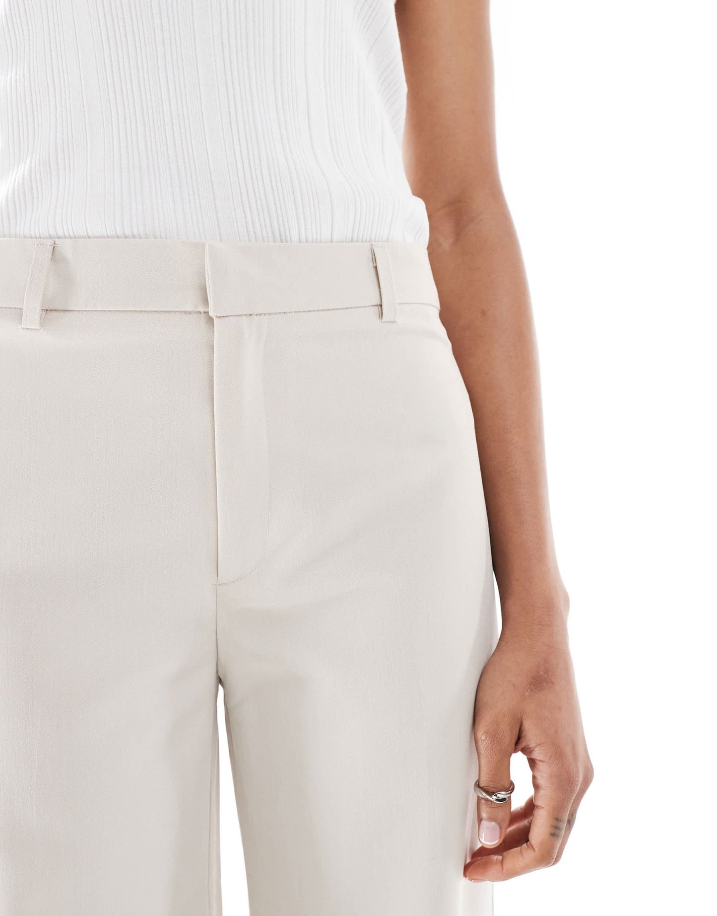 Stradivarius Tall tailored straight leg trouser in ecru - ASOS Sample Sale EU Store