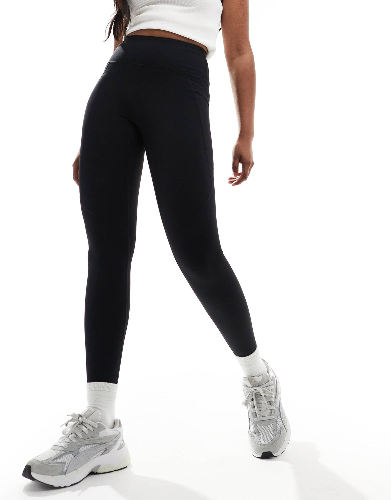 TALA Skinluxe high waisted side pocket leggings in black - ASOS Sample Sale EU Store