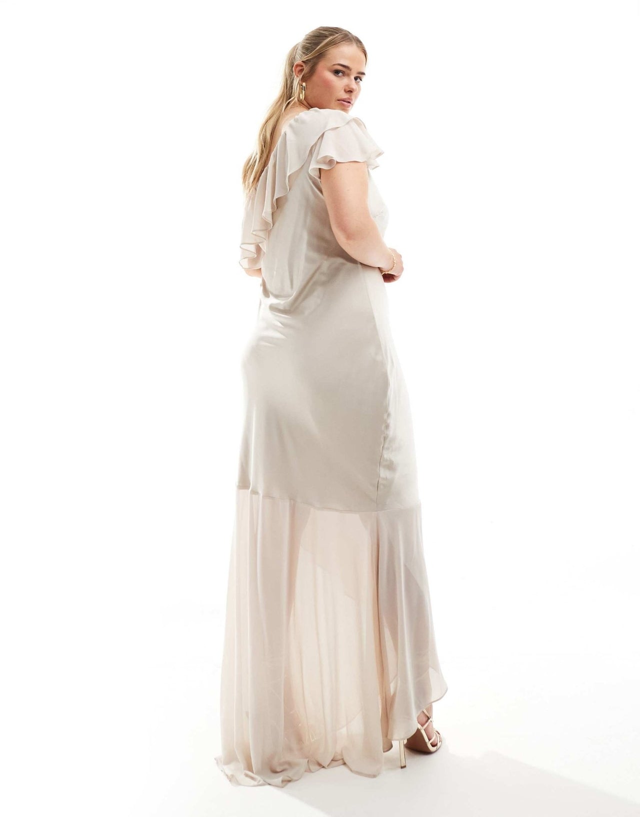 TFNC Plus Bridesmaid satin one shoulder ruffle maxi dress in champagne - ASOS Sample Sale EU Store