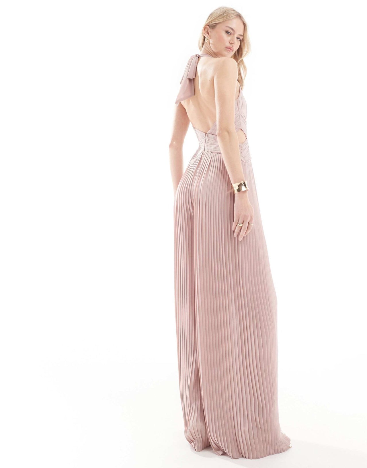 TFNC Tall Bridesmaid chiffon halter neck pleated jumpsuit in soft pink - ASOS Sample Sale EU Store
