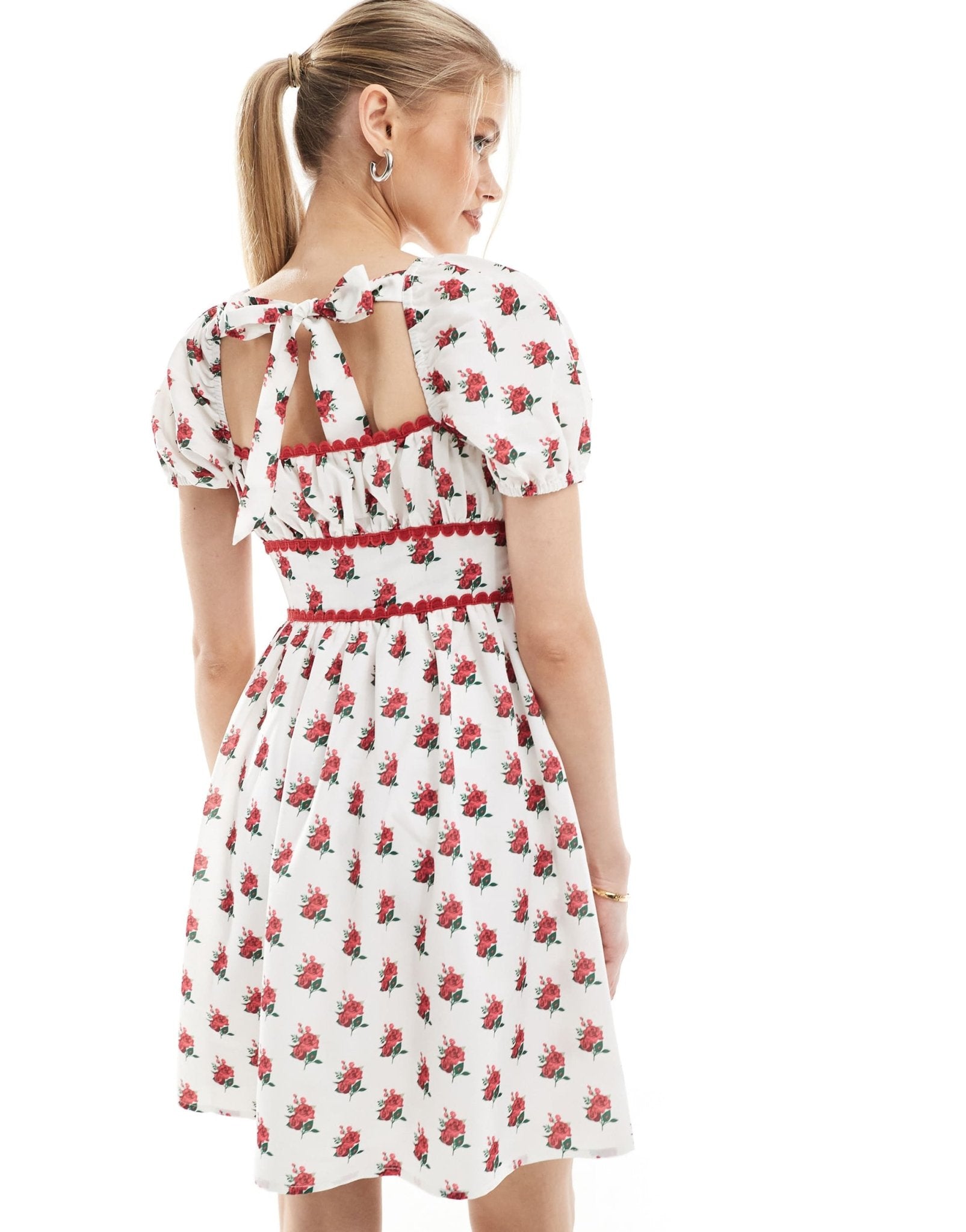 The Frolic exclusive scallop trim square neck puff sleeve bow tie back mini dress in cream floral - ASOS Sample Sale EU Store
