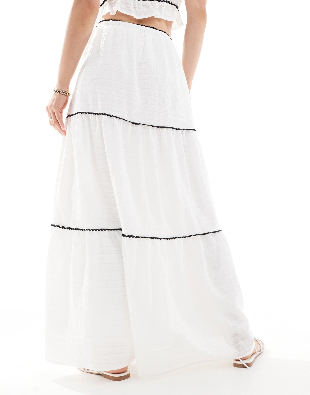 The Frolic exclusive tiered contrast lace trim beach maxi skirt co - ord in mono - ASOS Sample Sale EU Store