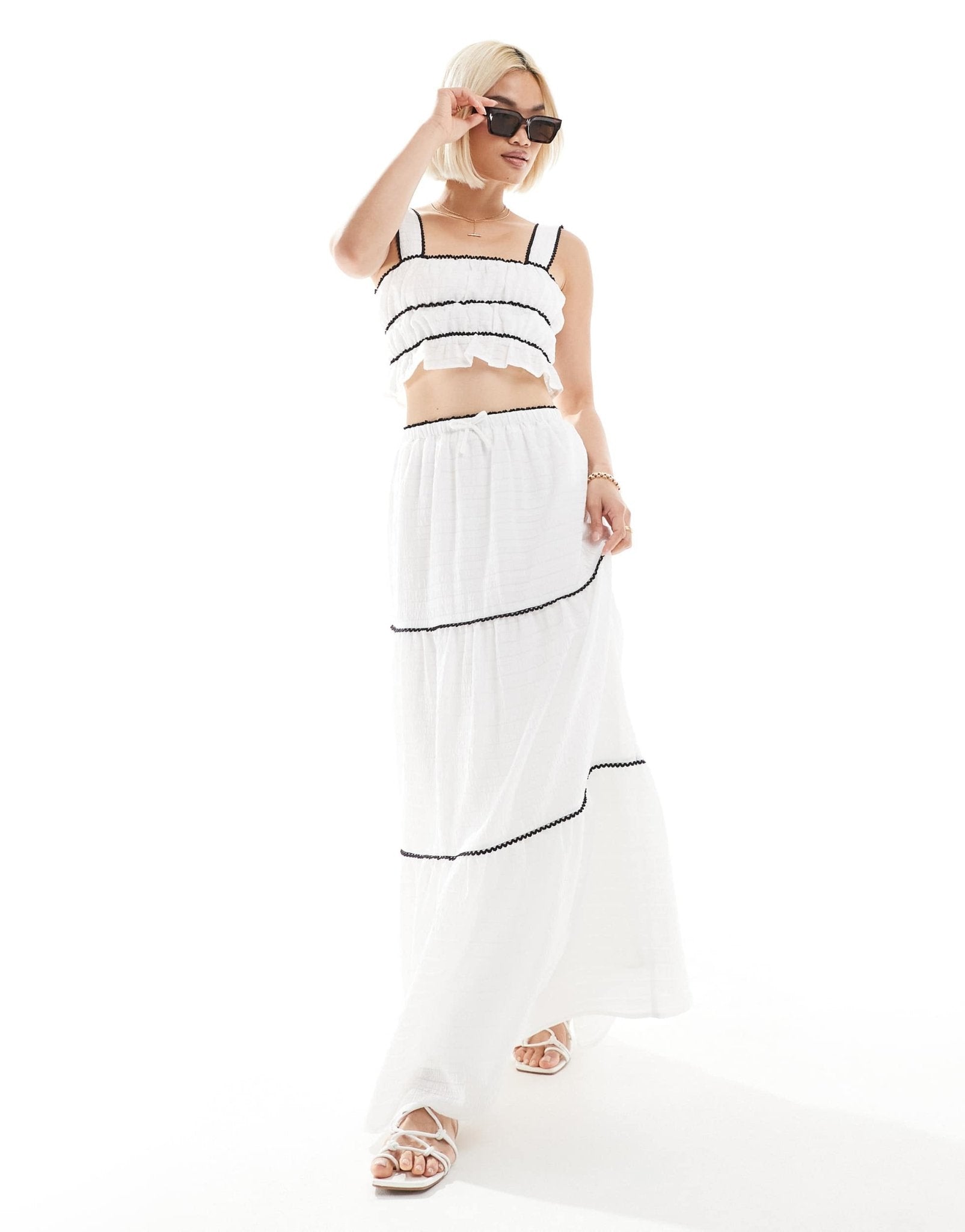 The Frolic exclusive tiered contrast lace trim beach maxi skirt co - ord in mono - ASOS Sample Sale EU Store