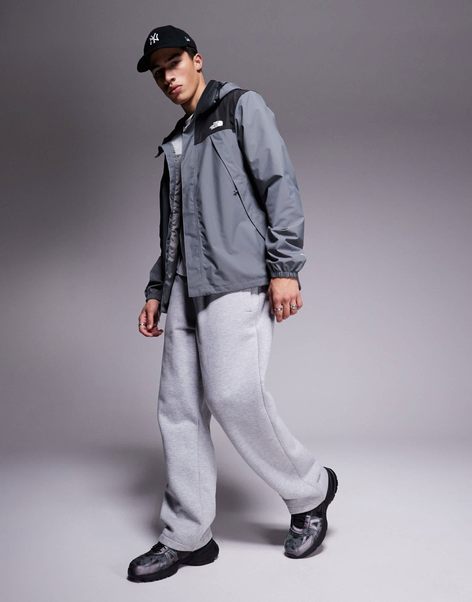 The North Face Antora waterproof jacket in grey - ASOS Sample Sale EU Store