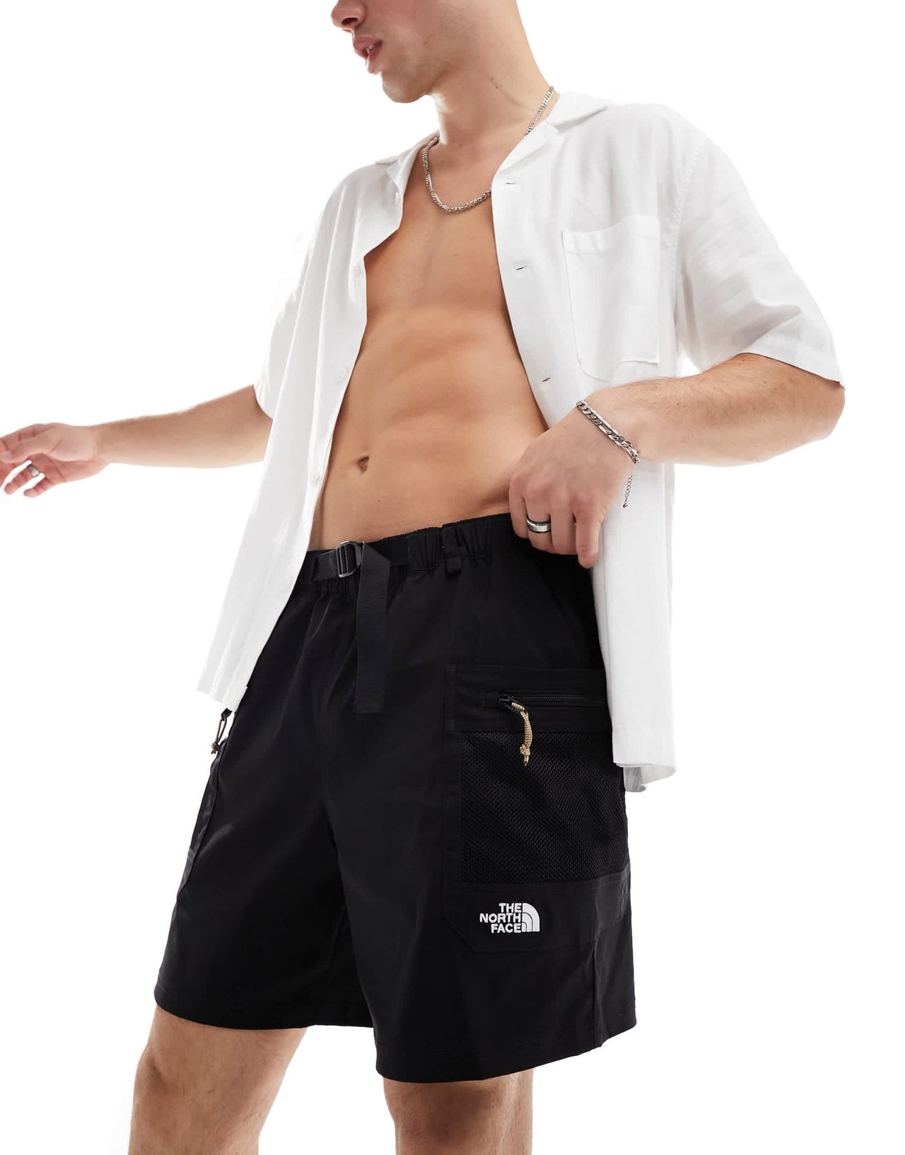 The North Face Class V Pathfinder 5 inch belted shorts in black - ASOS Sample Sale EU Store