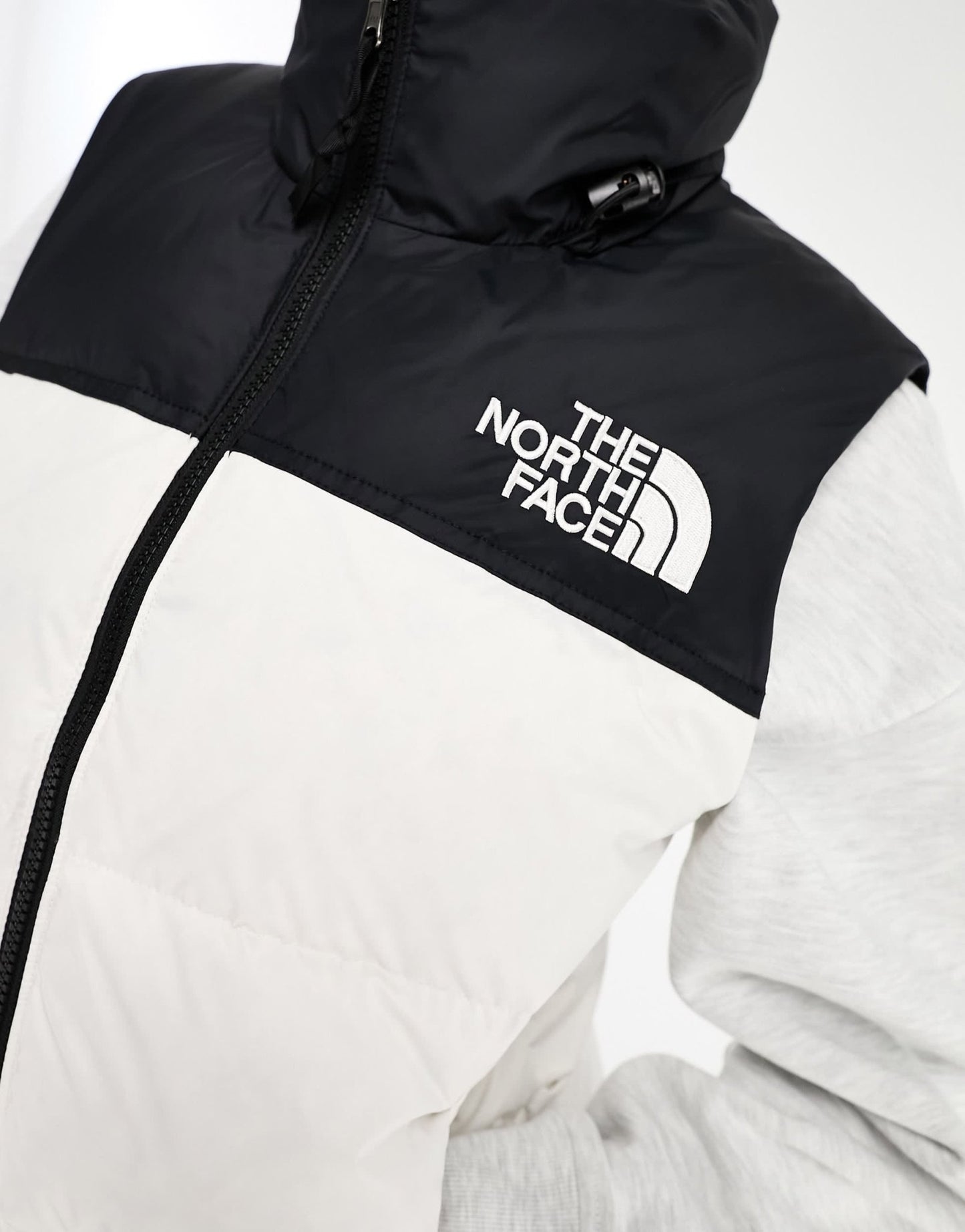 The North Face Nuptse '96 down puffer gilet in cream and black - ASOS Sample Sale EU Store