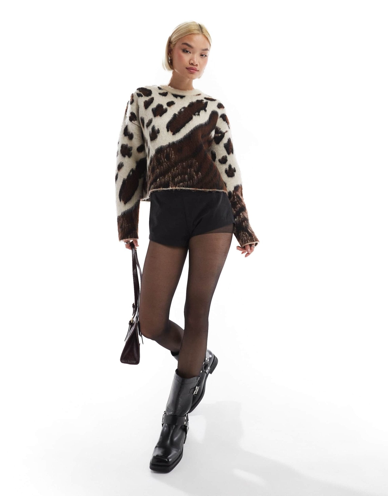 Threadbare crew neck leopard print jumper in ecru - ASOS Sample Sale EU Store