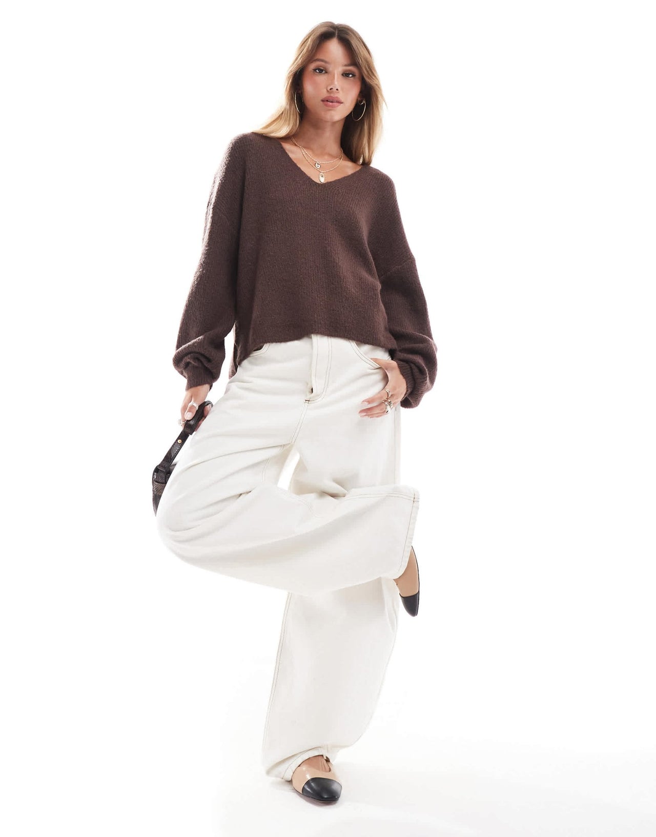 Threadbare fluffy v neck slouchy jumper in brown - ASOS Sample Sale EU Store
