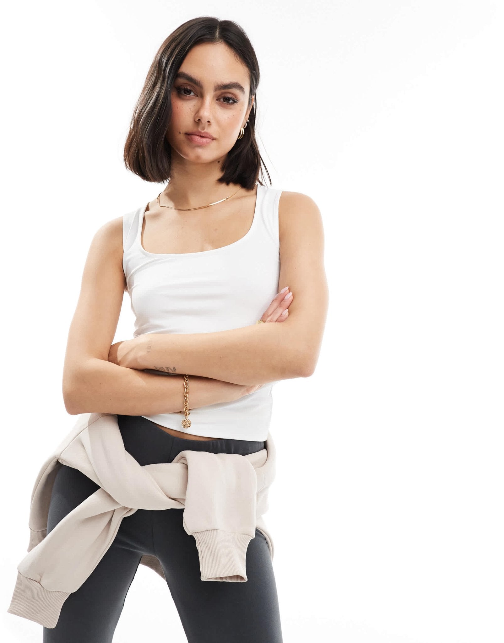 Threadbare Jungle super stretch sleeveless top in white - ASOS Sample Sale EU Store