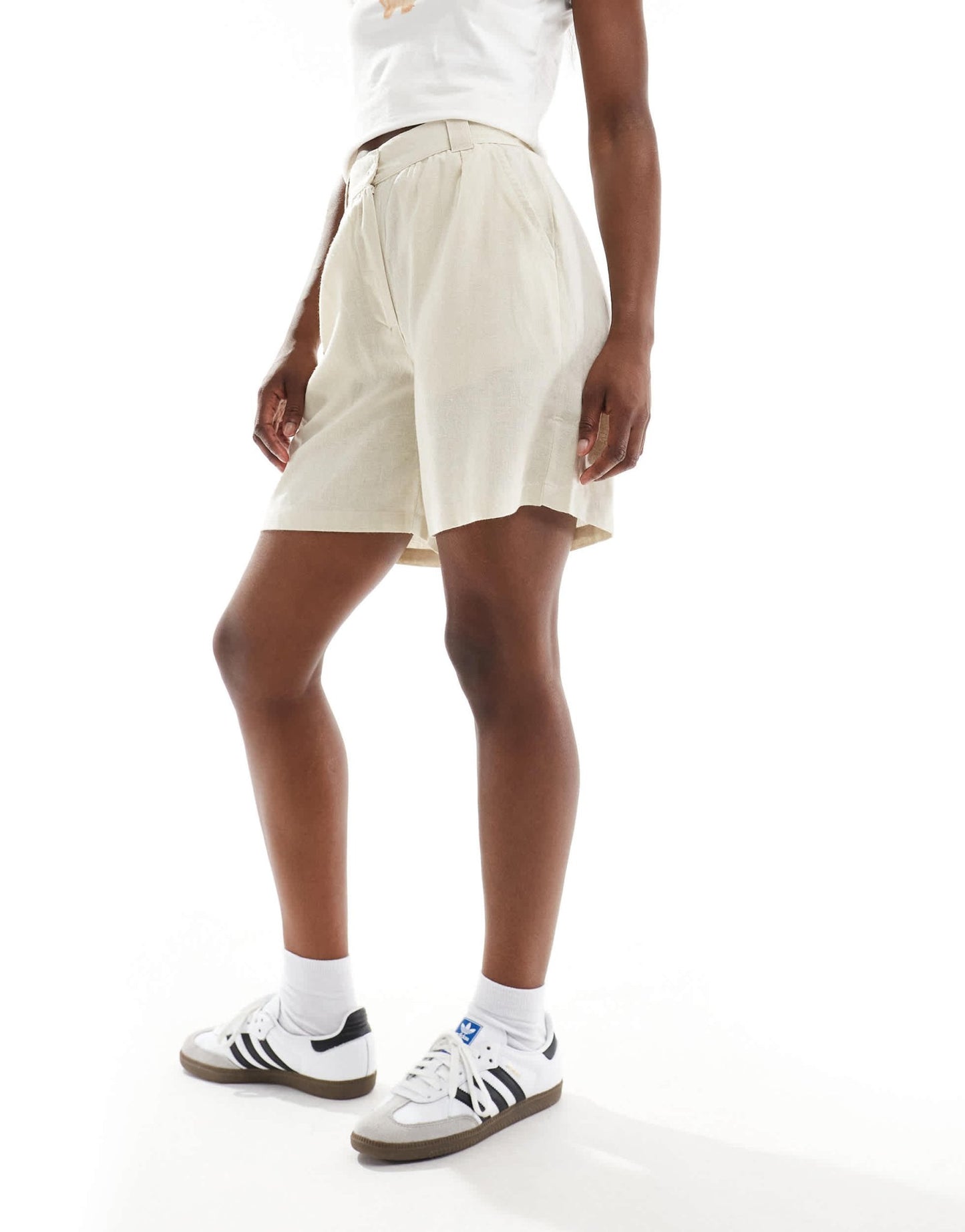 Threadbare linen blend shorts in stone - ASOS Sample Sale EU Store