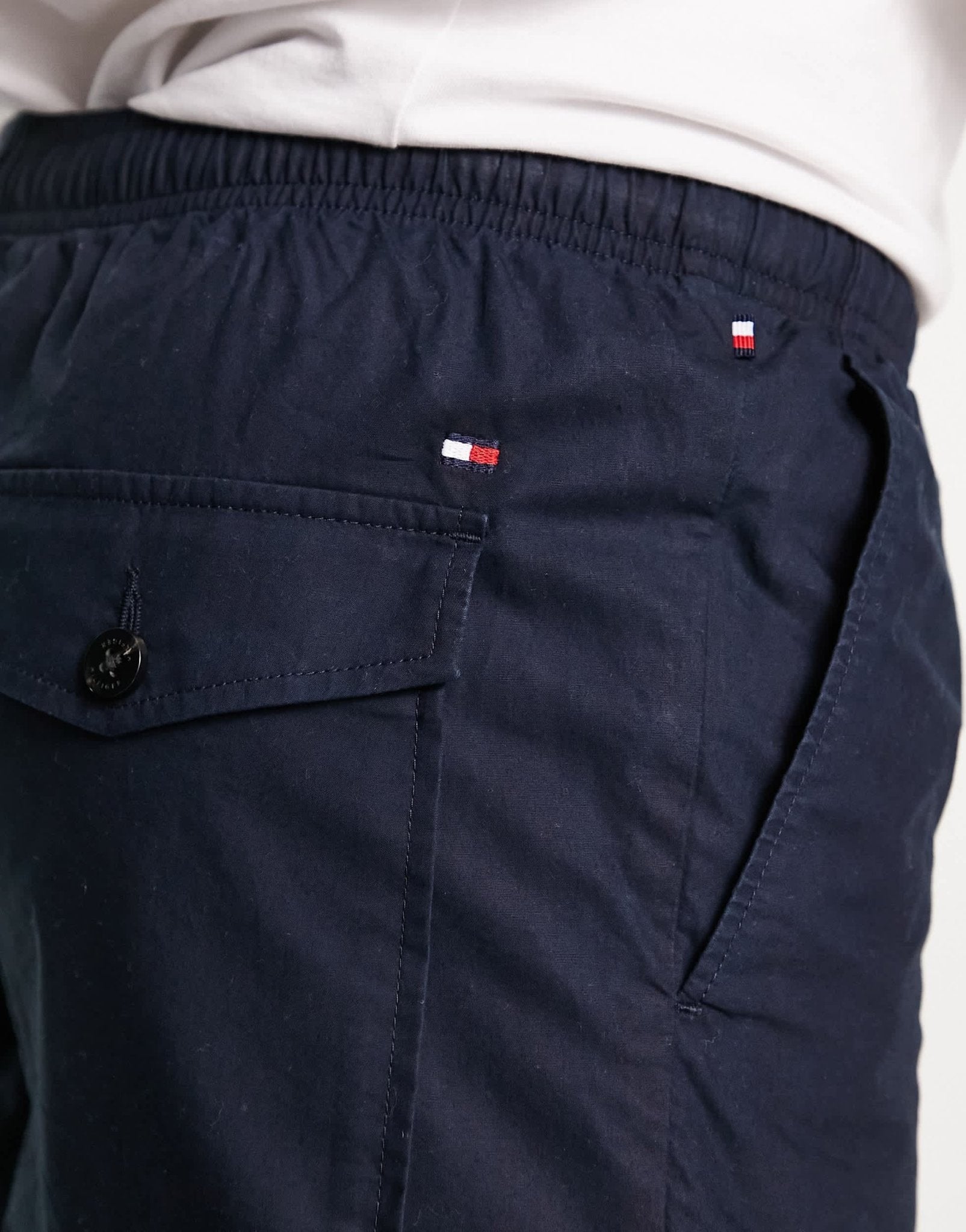 Tommy Hilfiger Brooklyn poplin short in navy - ASOS Sample Sale EU Store