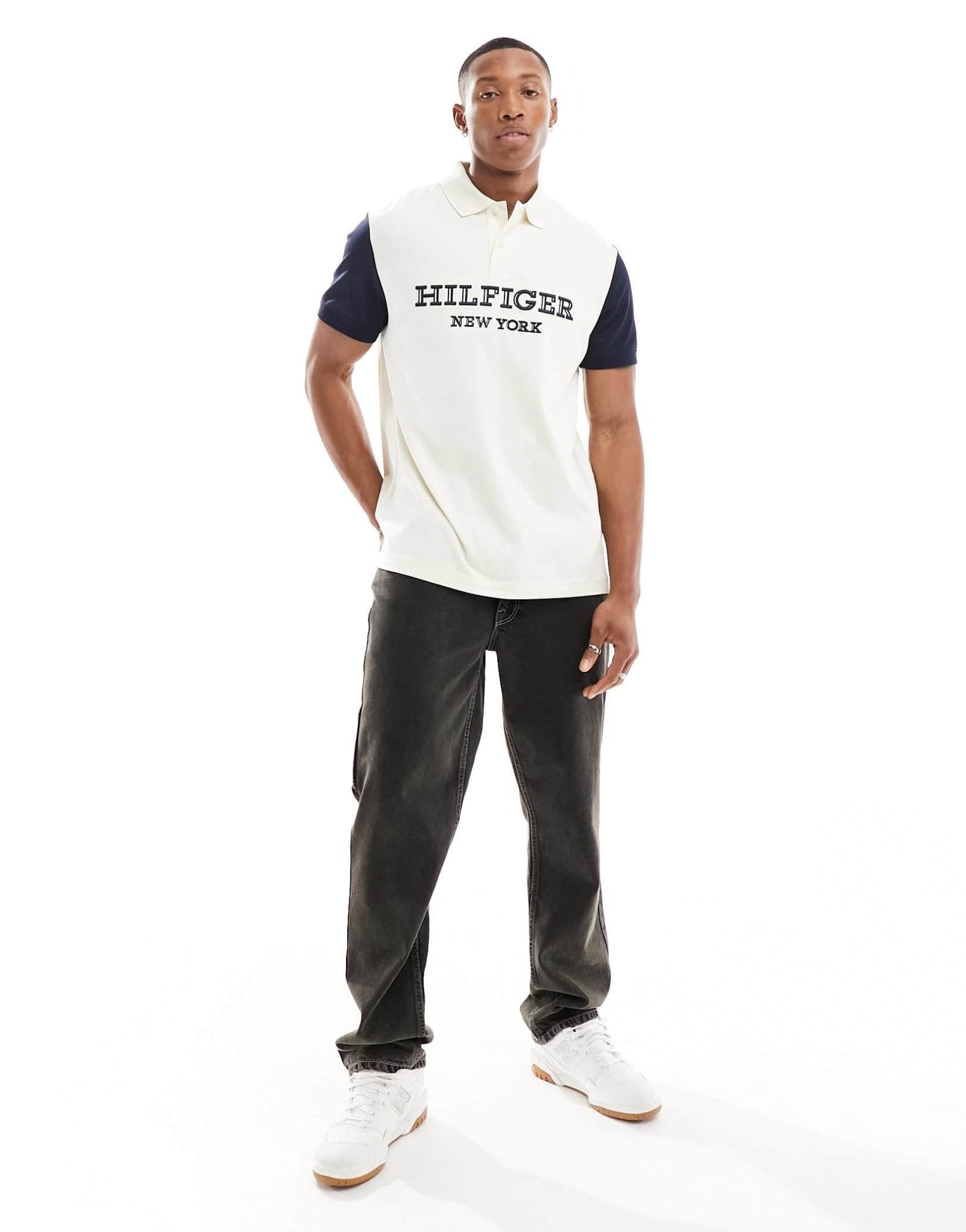 Tommy Hilfiger monotype colourblock polo in navy/cream - ASOS Sample Sale EU Store