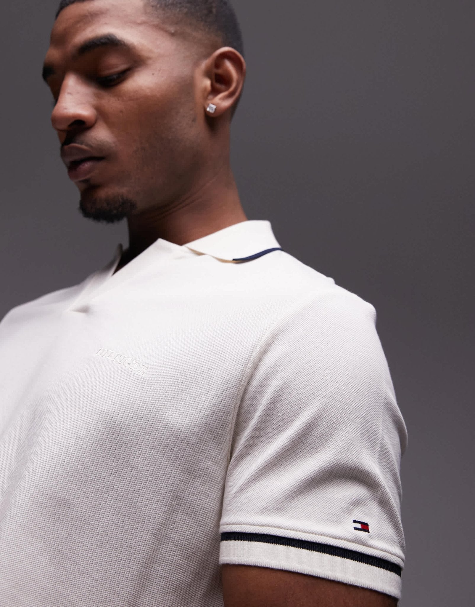 Tommy Hilfiger open collar tipped polo shirt in off white - ASOS Sample Sale EU Store