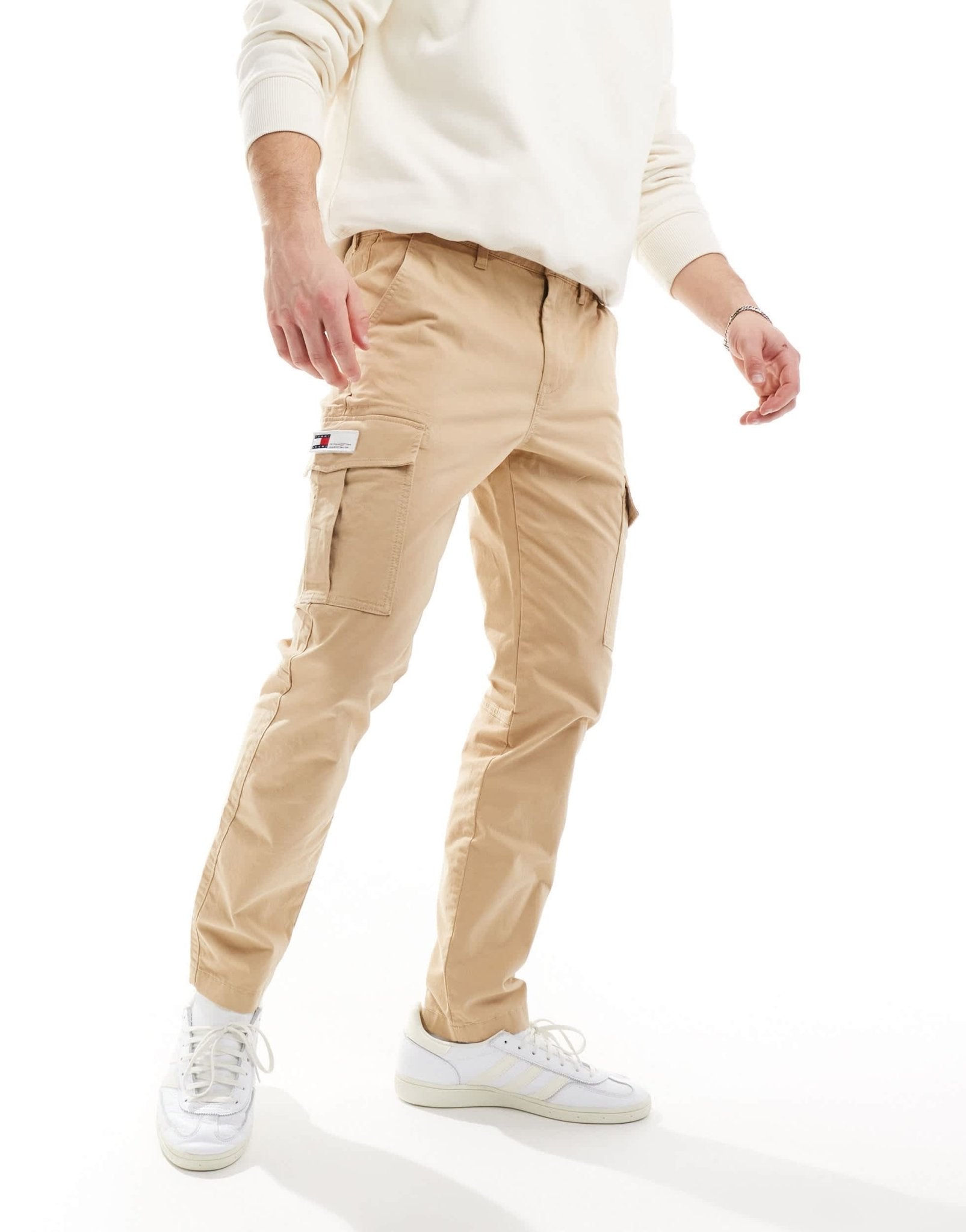 Tommy Jeans Austin cargo trousers in sand - ASOS Sample Sale EU Store
