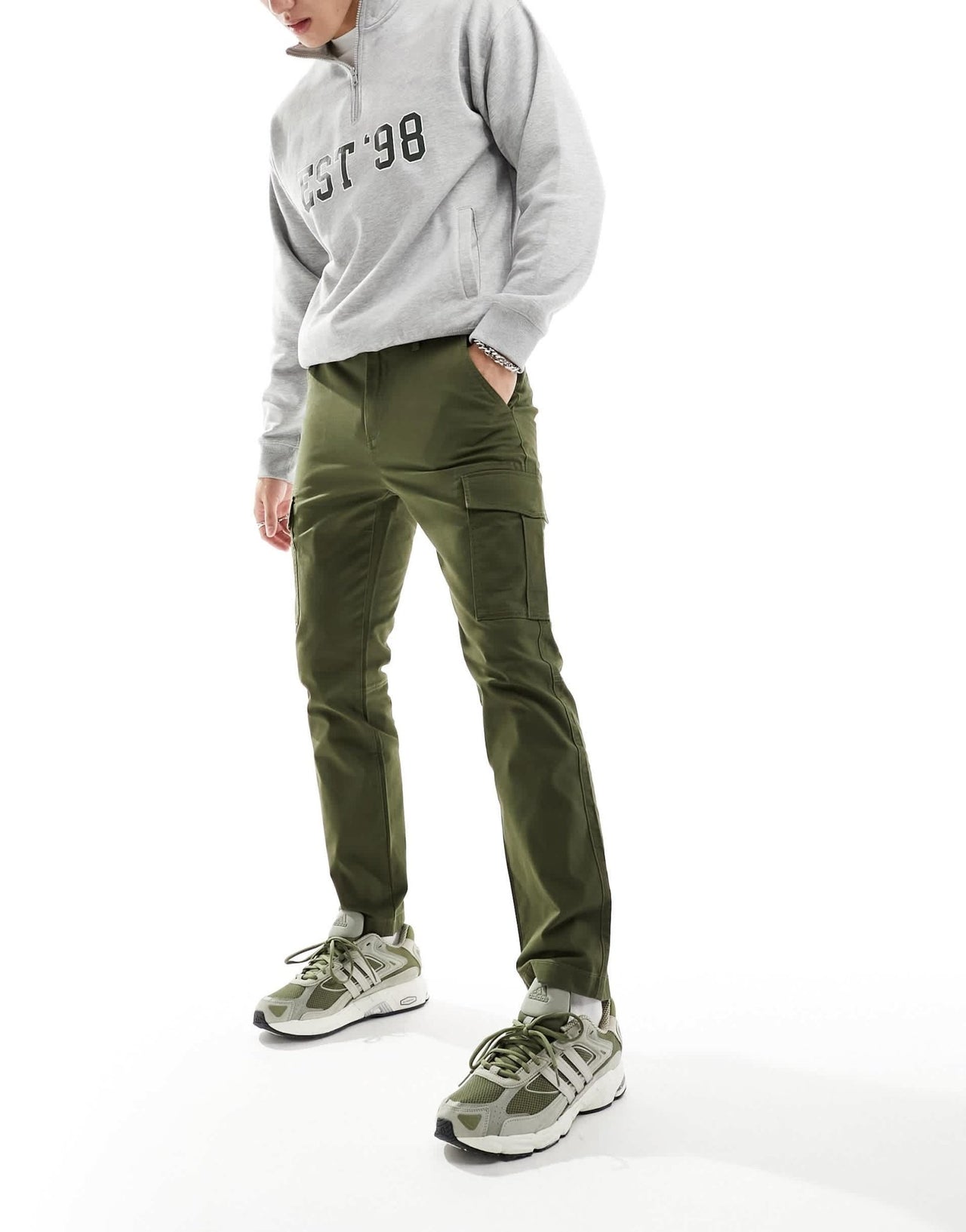 Tommy Jeans Austin lightweight cargo trousers in olive green - ASOS Sample Sale EU Store