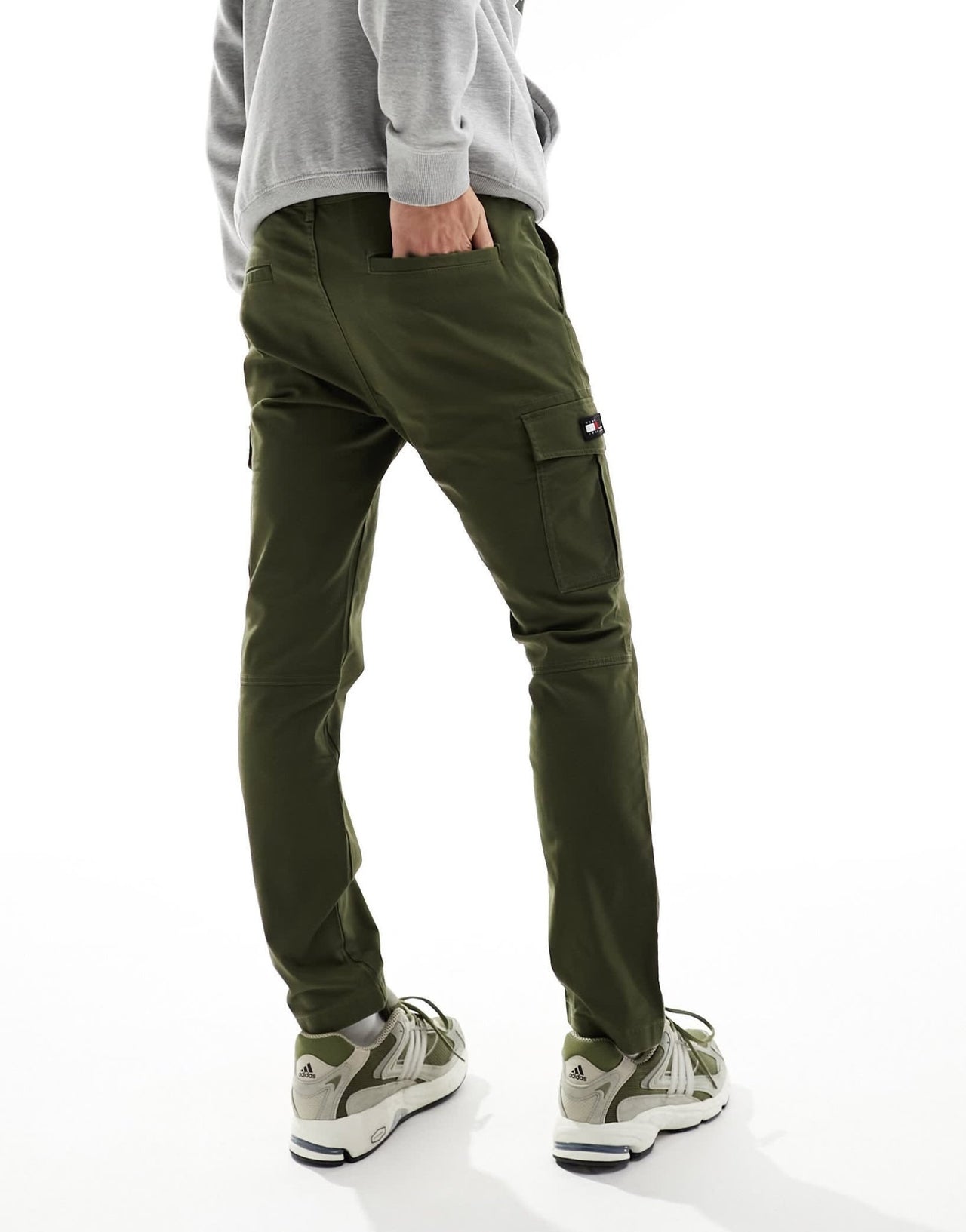 Tommy Jeans Austin lightweight cargo trousers in olive green - ASOS Sample Sale EU Store