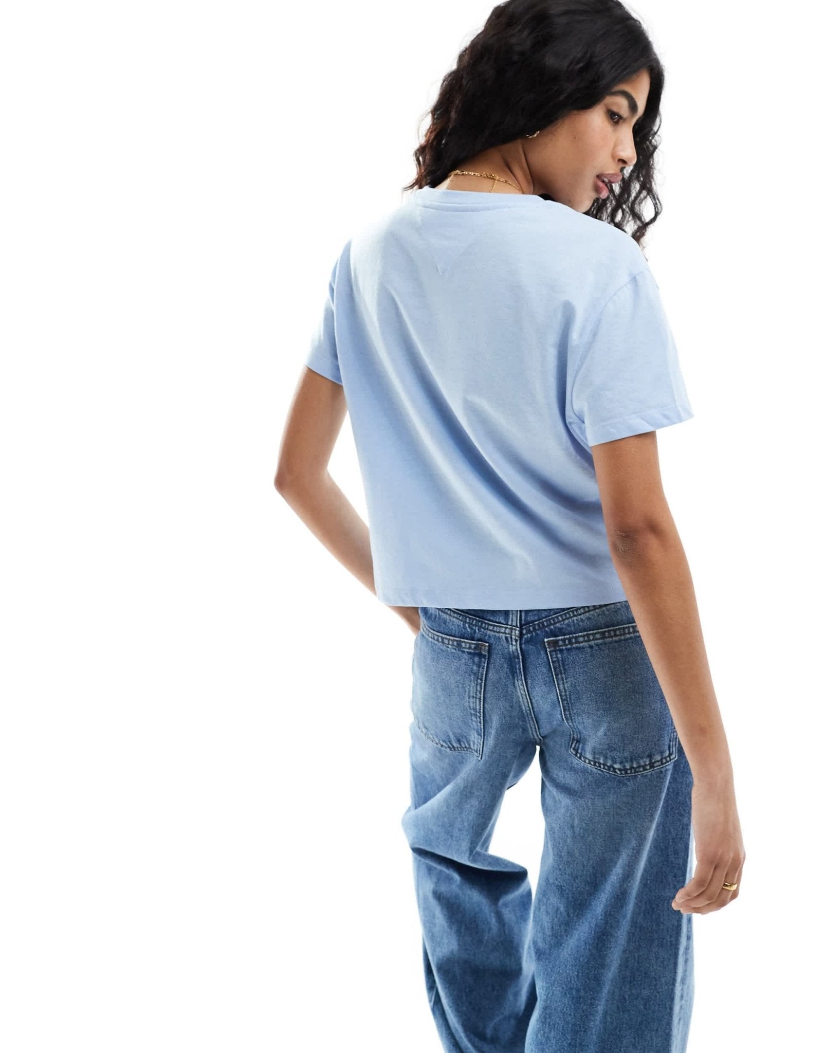 Tommy Jeans badge logo t-shirt in baby blue - ASOS Sample Sale EU Store
