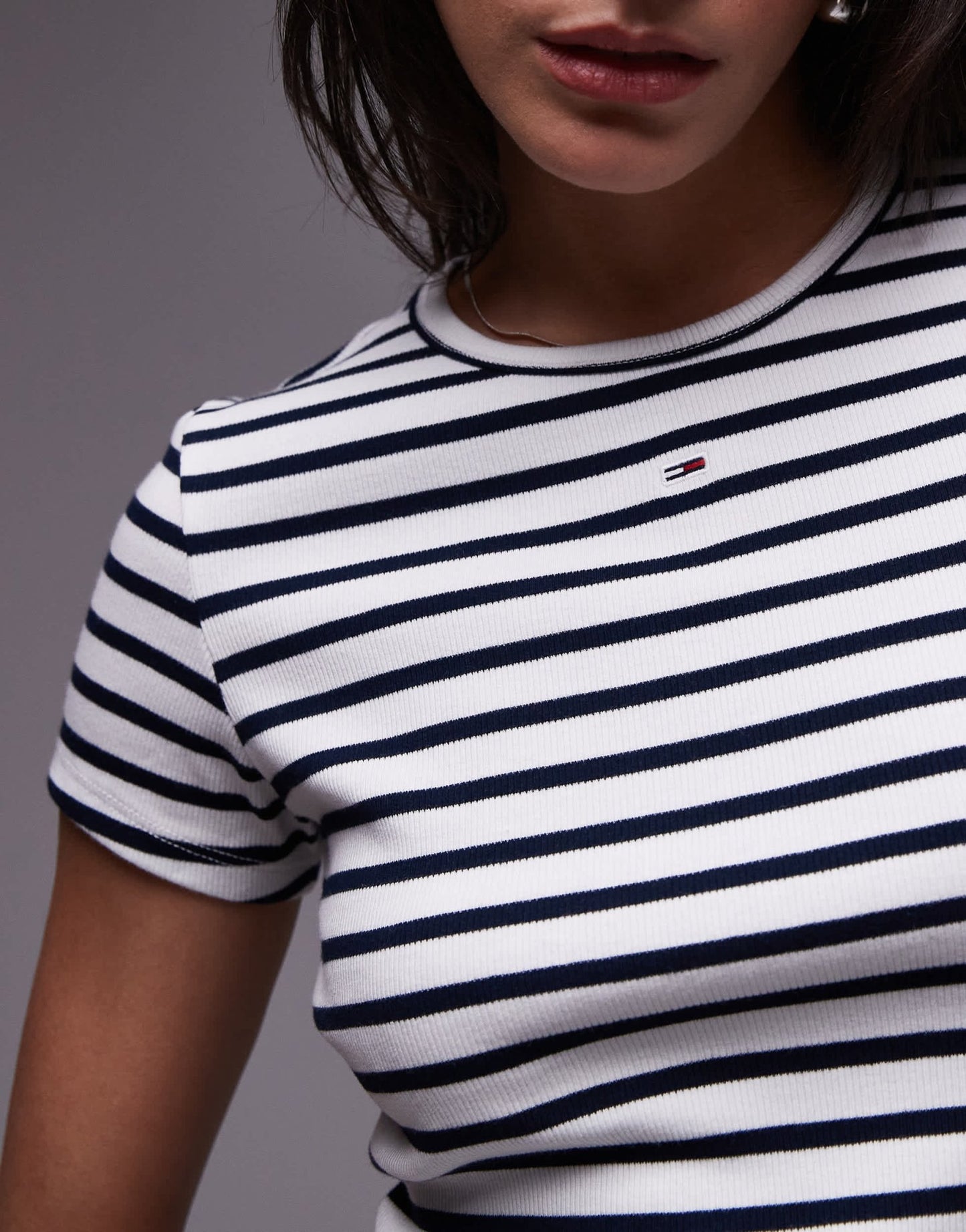 Tommy Jeans badge rib t-shirt in stripe - ASOS Sample Sale EU Store
