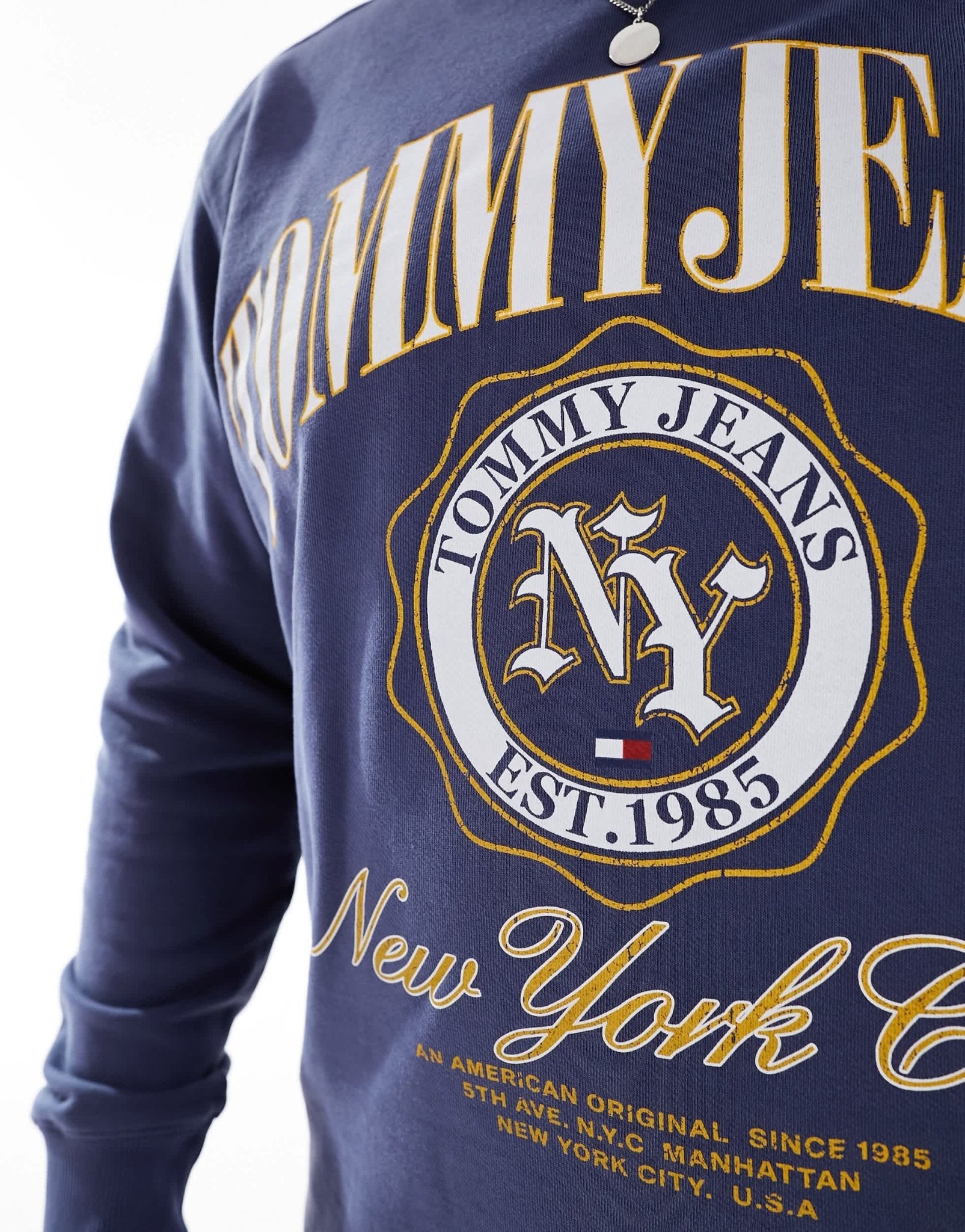 Tommy Jeans Big & Tall boxy luxe varsity crewneck sweatshirt in navy - ASOS Sample Sale EU Store
