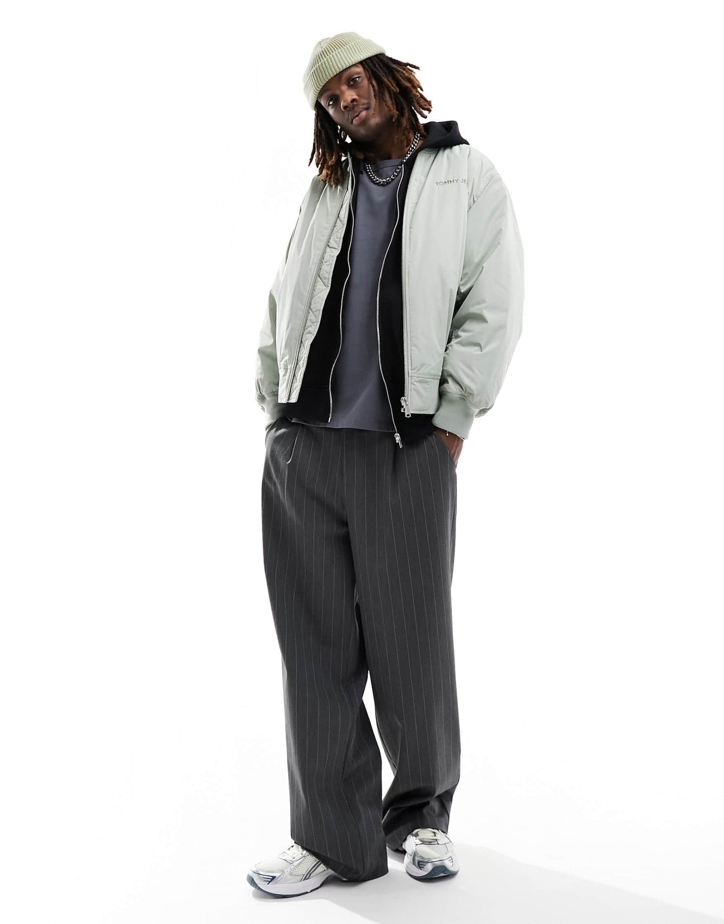 Tommy Jeans classics bomber jacket in greige - ASOS Sample Sale EU Store