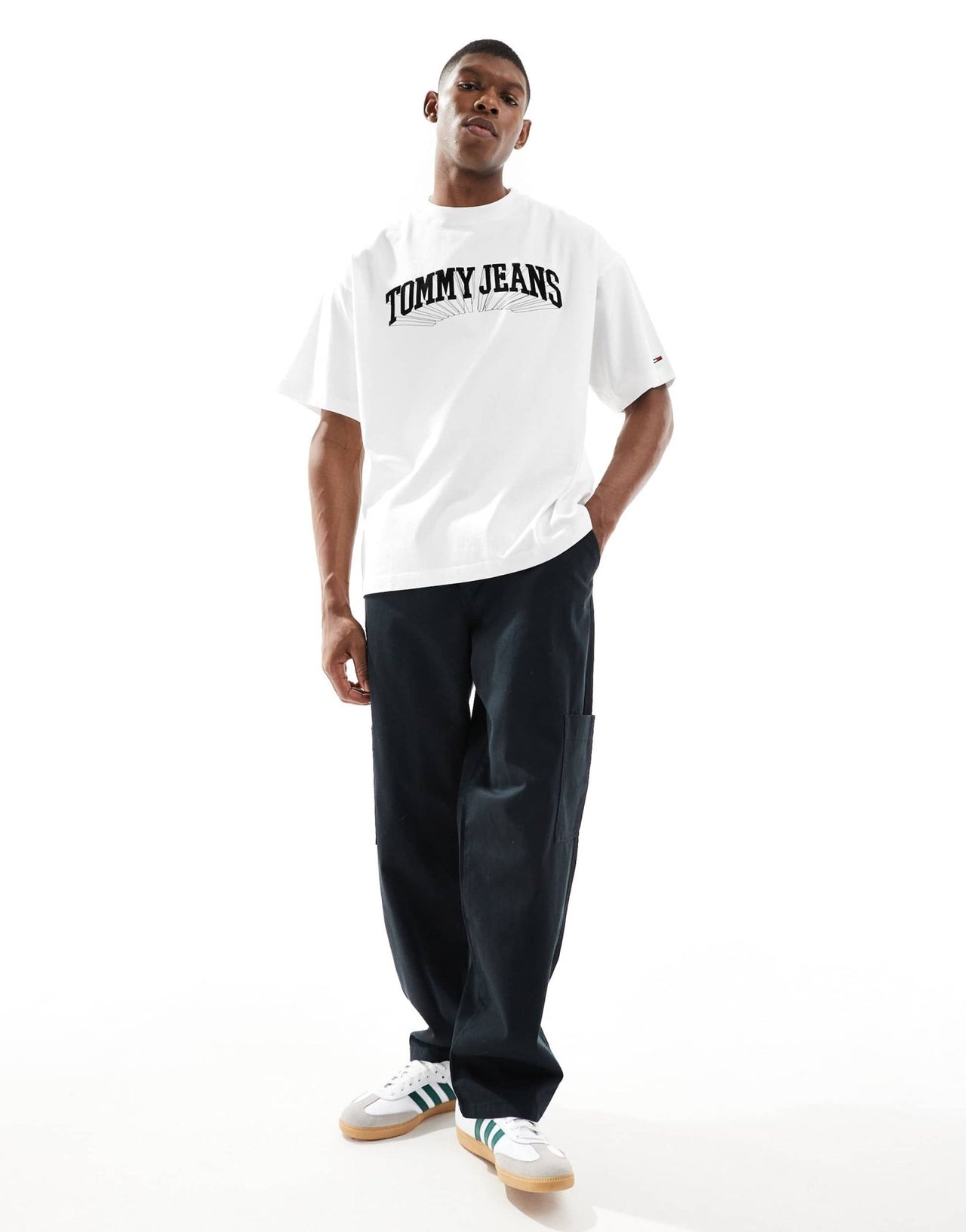 Tommy Jeans collegiate logo oversized t-shirt in white - ASOS Sample Sale EU Store