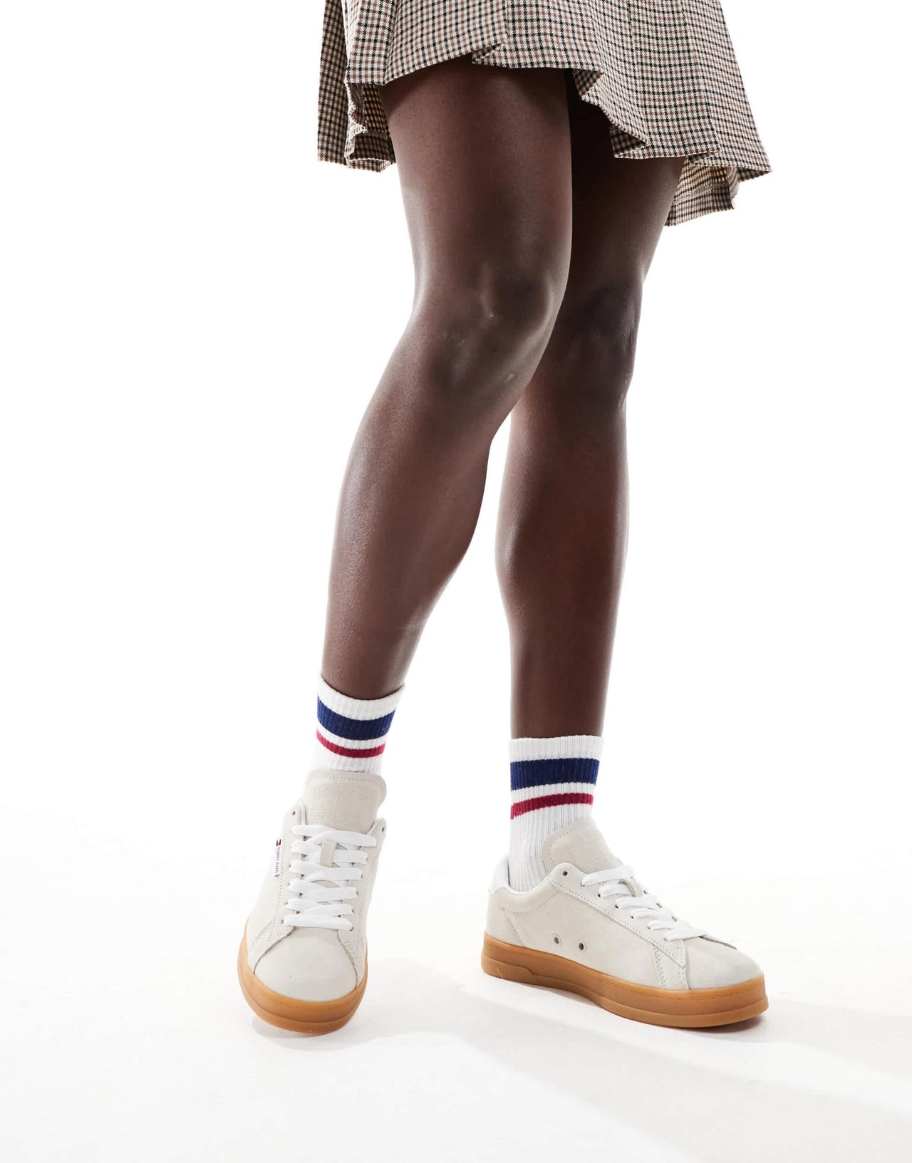 Tommy Jeans court suede trainers in beige - ASOS Sample Sale EU Store