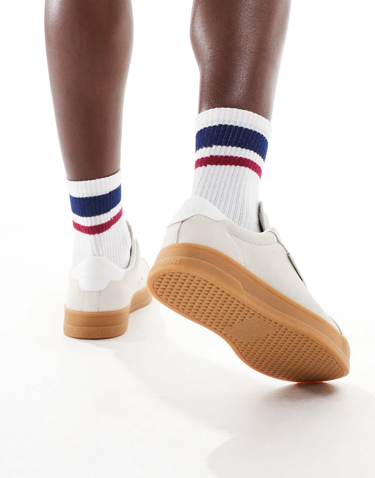 Tommy Jeans court suede trainers in beige - ASOS Sample Sale EU Store