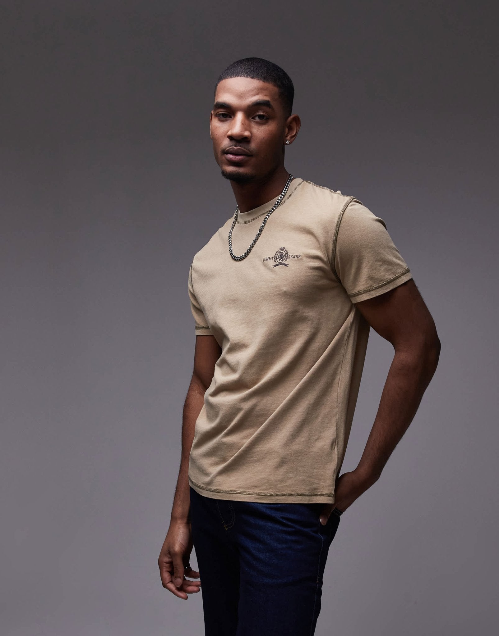 Tommy Jeans crest logo t-shirt in tan - ASOS Sample Sale EU Store