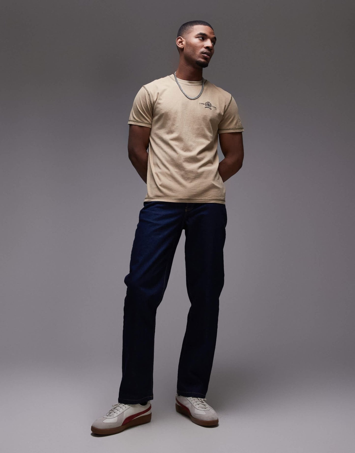Tommy Jeans crest logo t-shirt in tan - ASOS Sample Sale EU Store