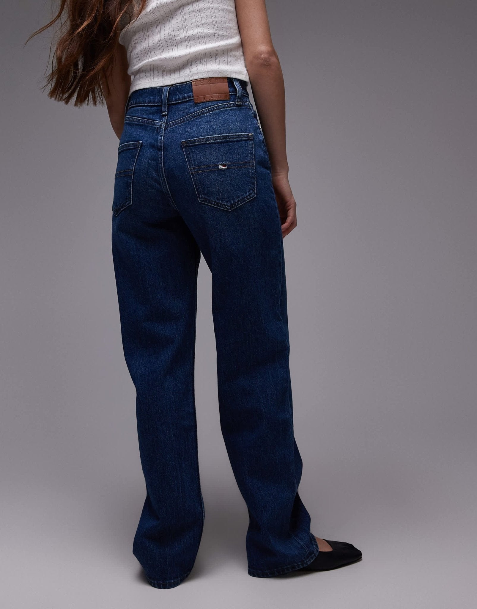 Tommy Jeans Layla slim straight jeans in dark wash - ASOS Sample Sale EU Store