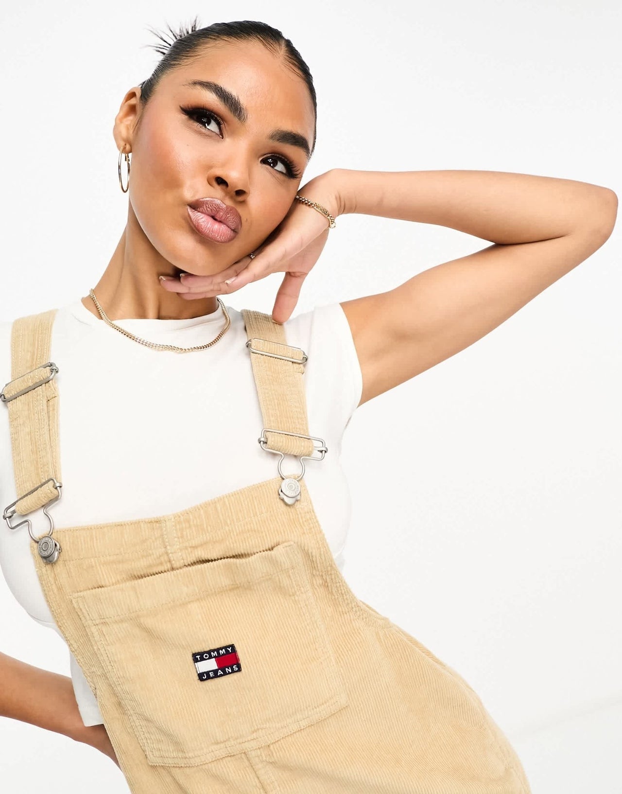 Tommy Jeans logo corduroy pinafore dress in sand - ASOS Sample Sale EU Store