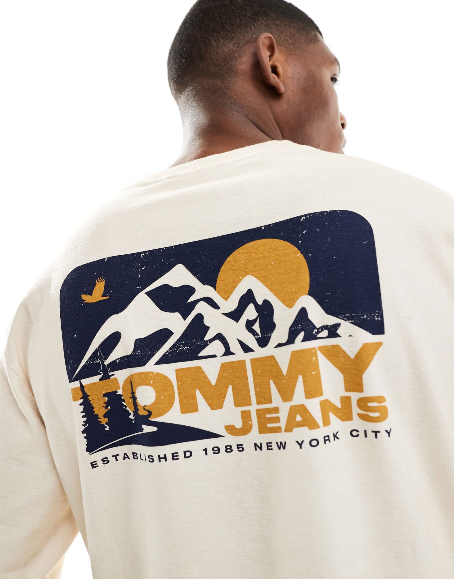 Tommy Jeans outdoors logo back print t-shirt in ecru and navy - ASOS Sample Sale EU Store