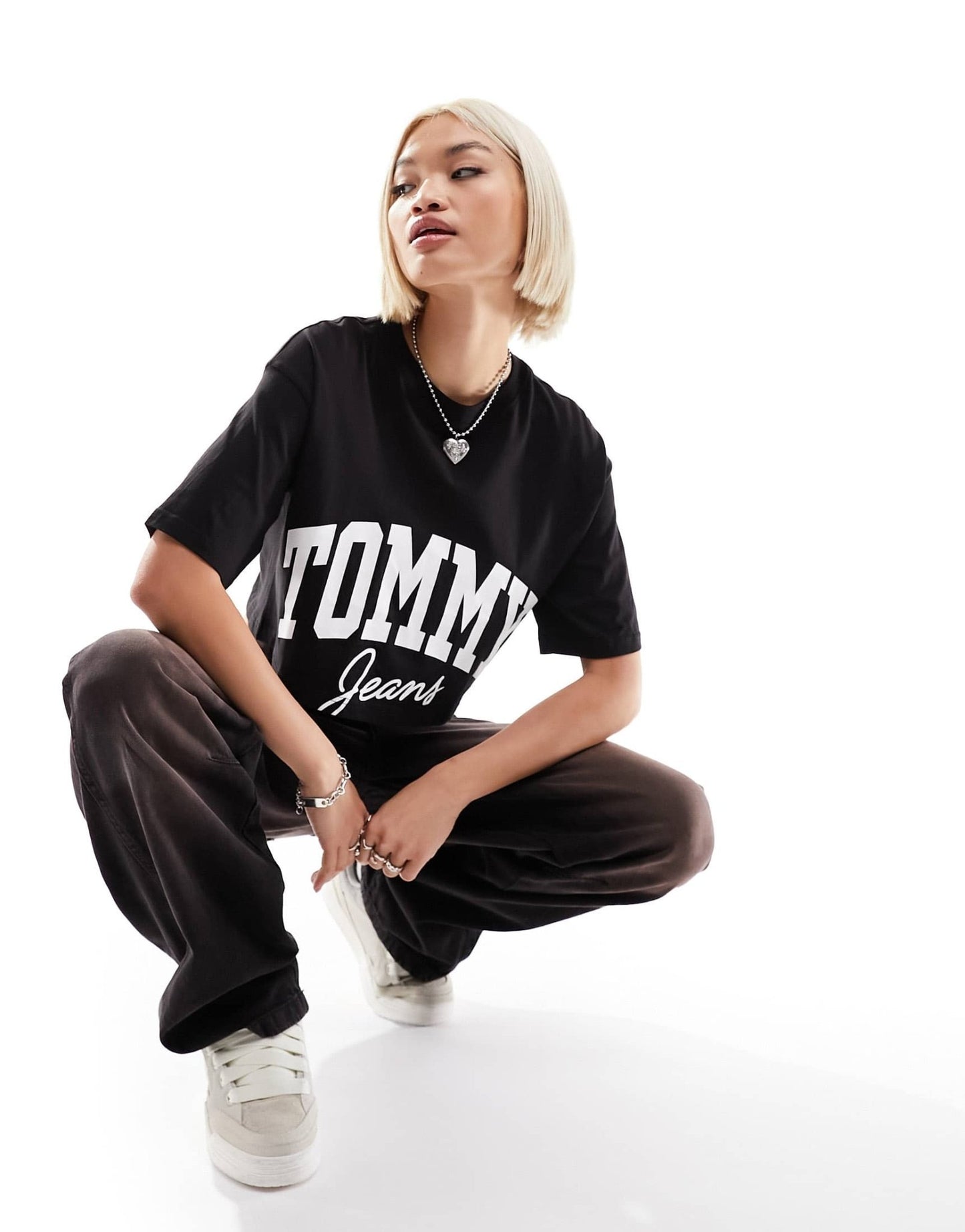 Tommy Jeans oversized cropped new varsity logo short sleeve t-shirt in black - ASOS Sample Sale EU Store