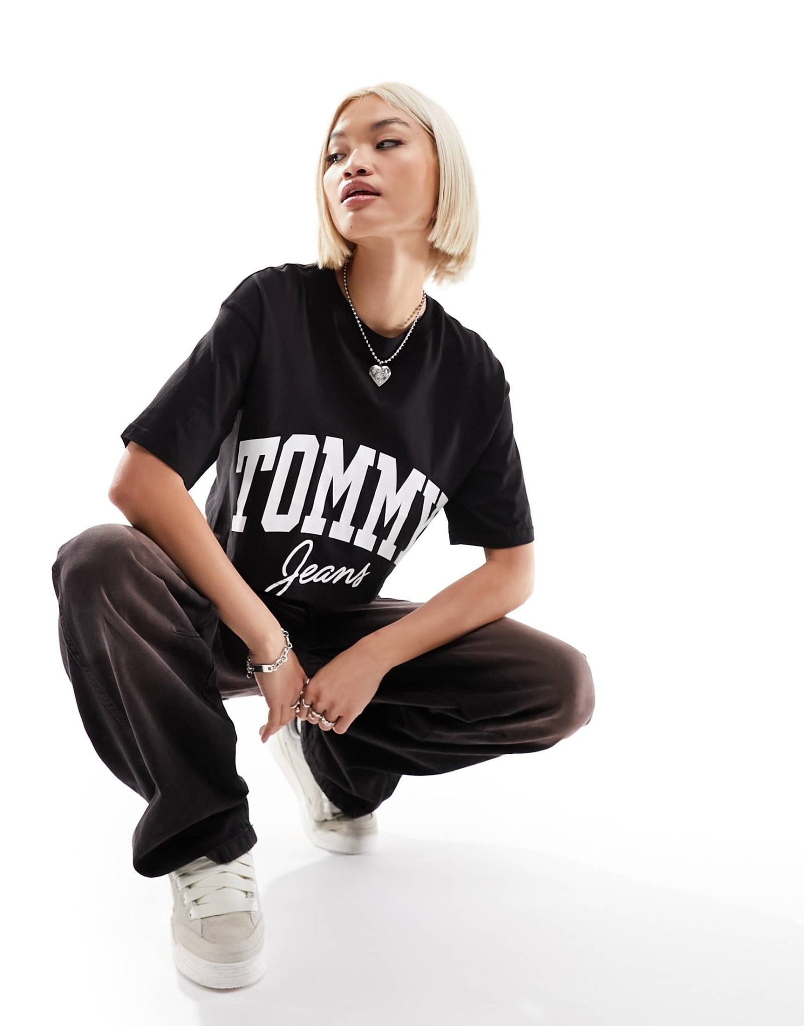 Tommy Jeans oversized cropped new varsity logo short sleeve t-shirt in black - ASOS Sample Sale EU Store