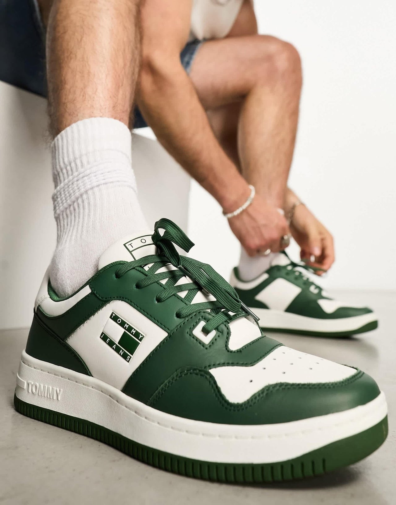 Tommy Jeans premium basket trainers in green - ASOS Sample Sale EU Store
