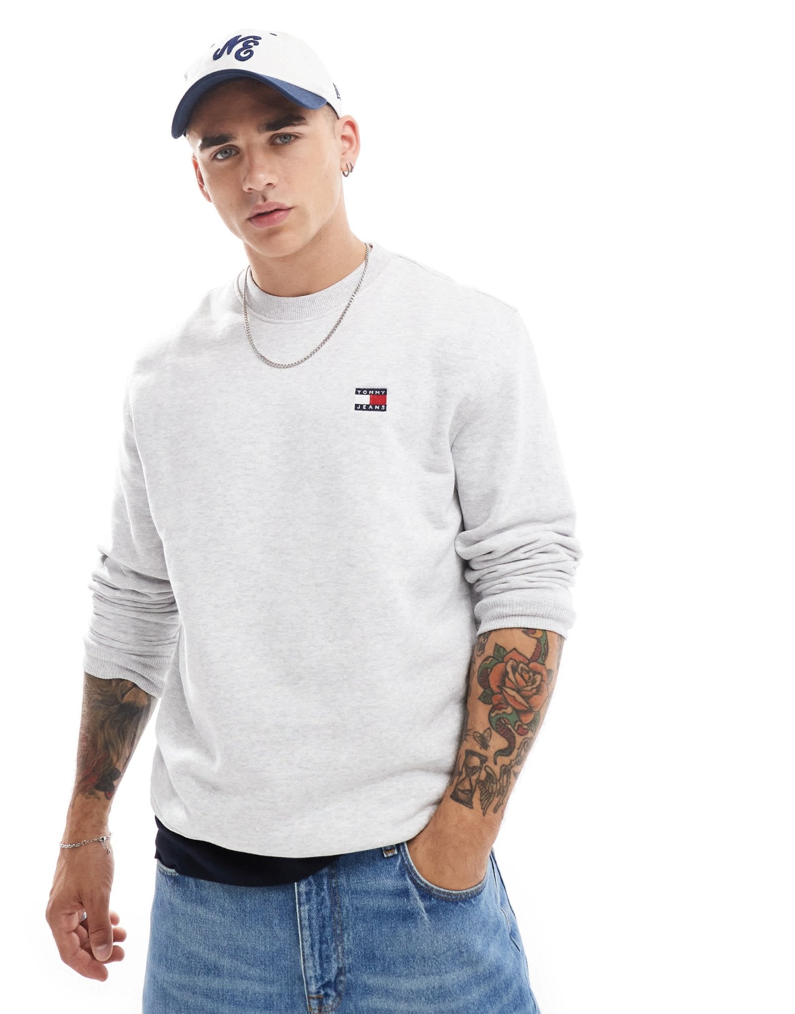 Tommy Jeans regular badge logo sweatshirt in grey - ASOS Sample Sale EU Store