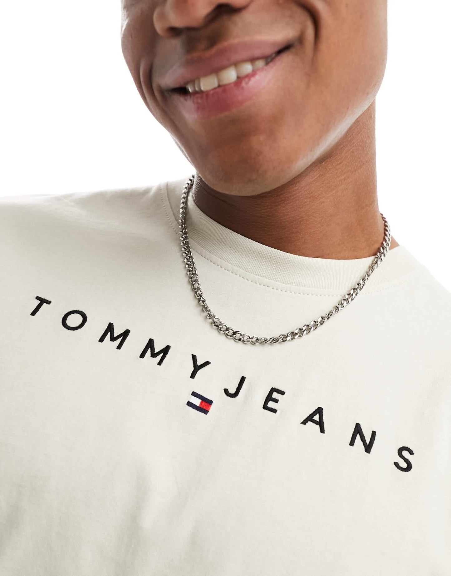 Tommy Jeans regular linear logo t-shirt in beige - ASOS Sample Sale EU Store
