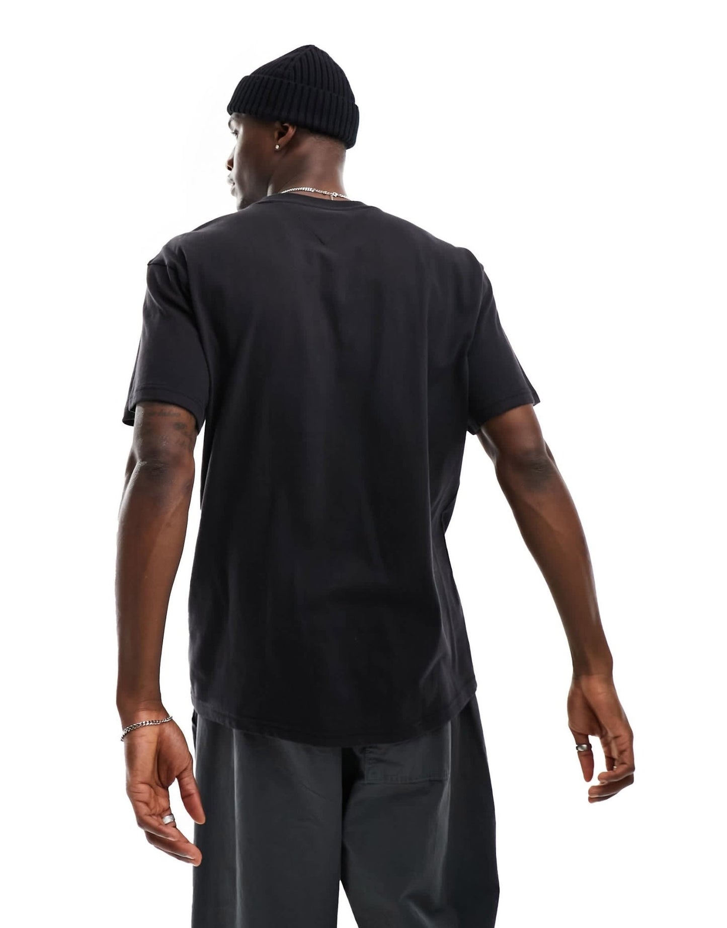 Tommy Jeans relaxed skate luxe varsity logo t-shirt in black - ASOS Sample Sale EU Store