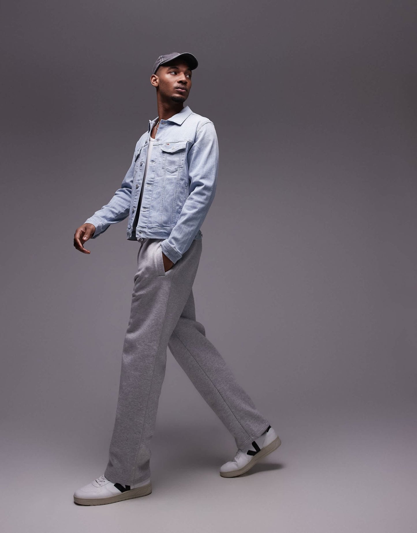 Tommy Jeans Ryan regular trucker jacket in medium wash - ASOS Sample Sale EU Store