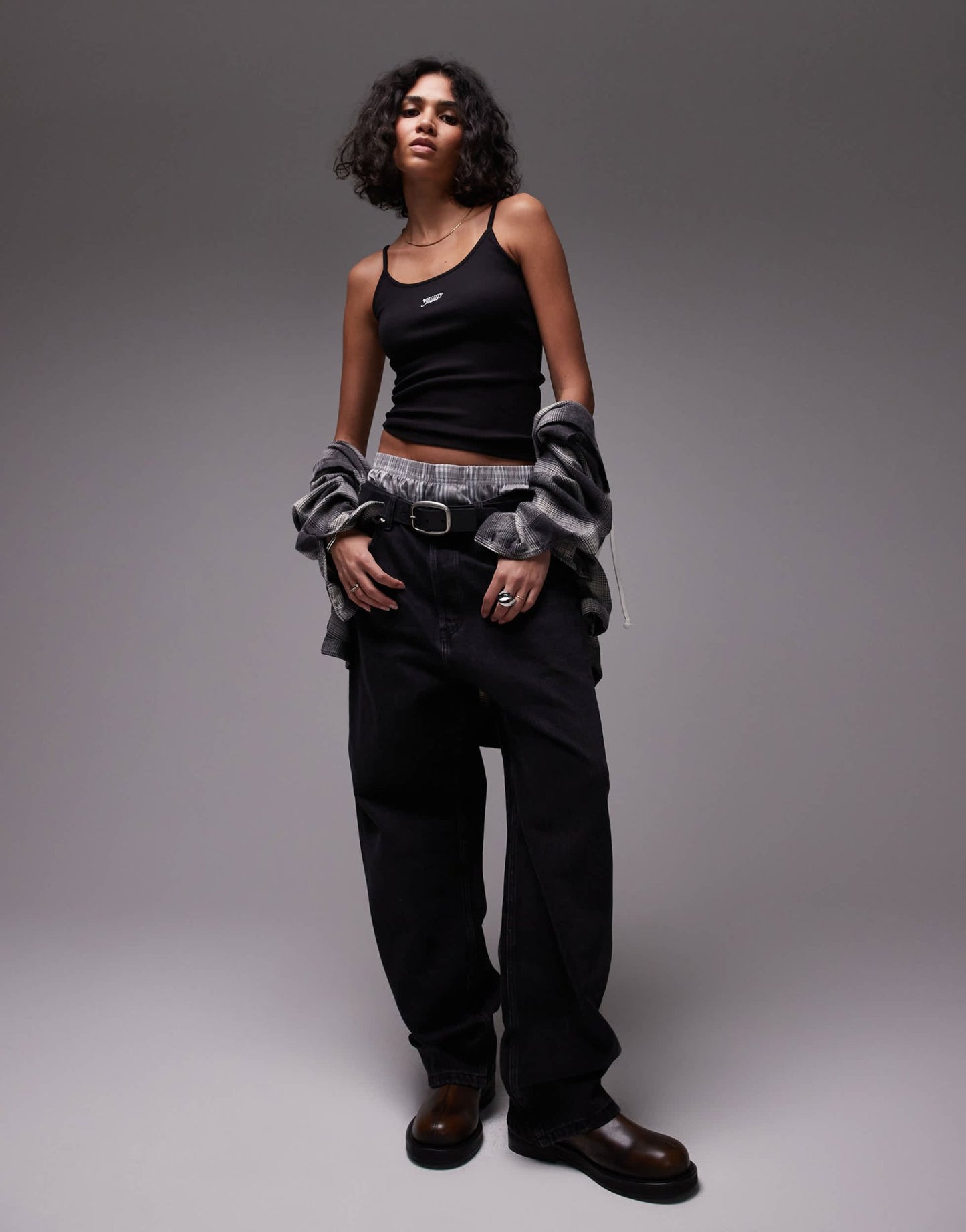 Tommy Jeans script logo strappy vest in black - ASOS Sample Sale EU Store