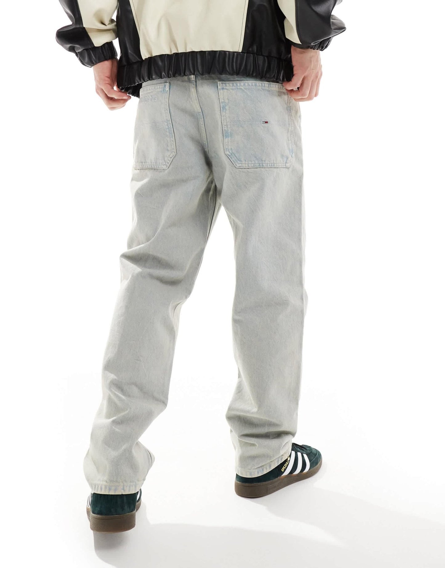 Tommy Jeans skater jeans in light acid wash - ASOS Sample Sale EU Store